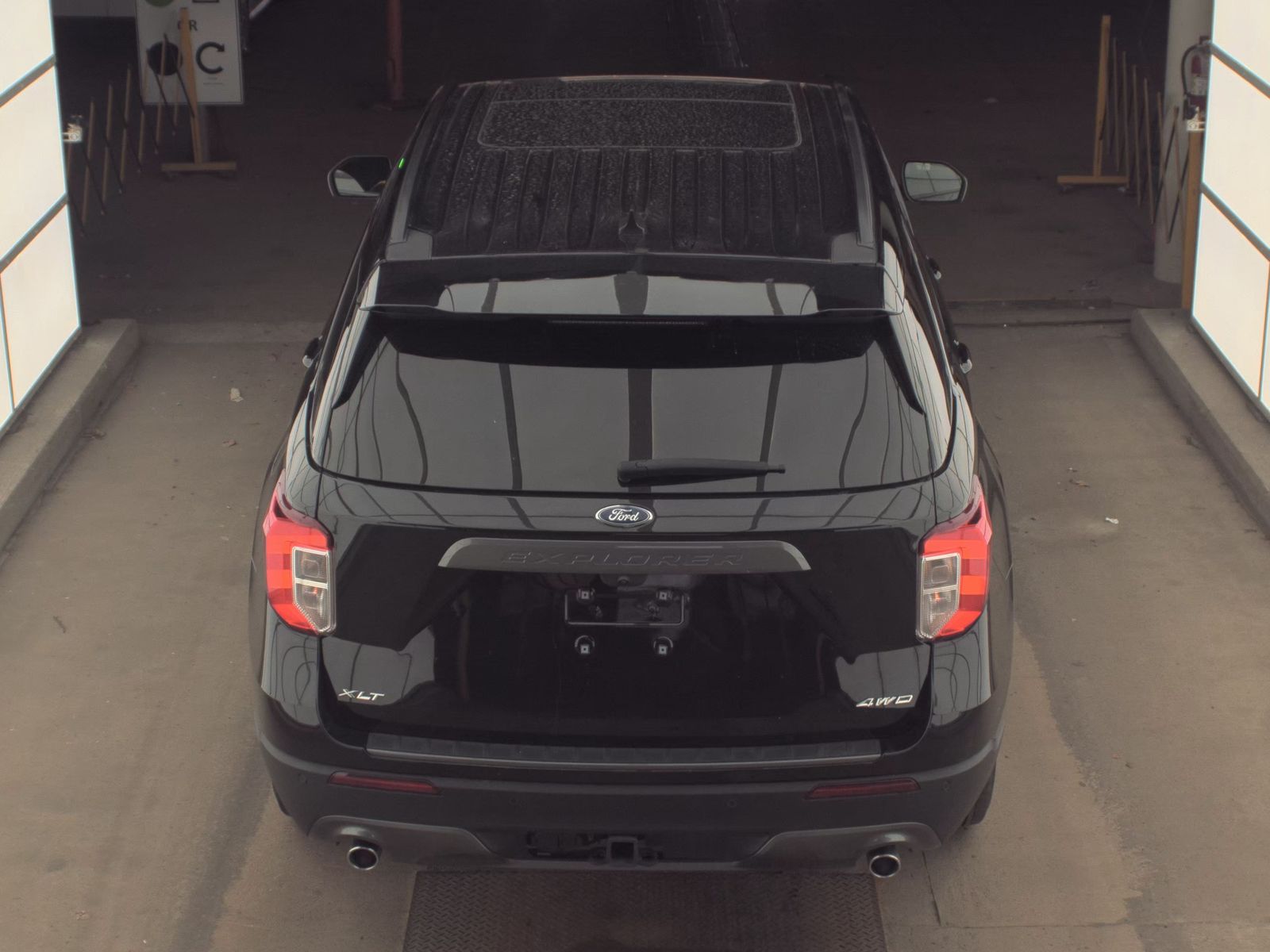 FORD EXPLORER - 7