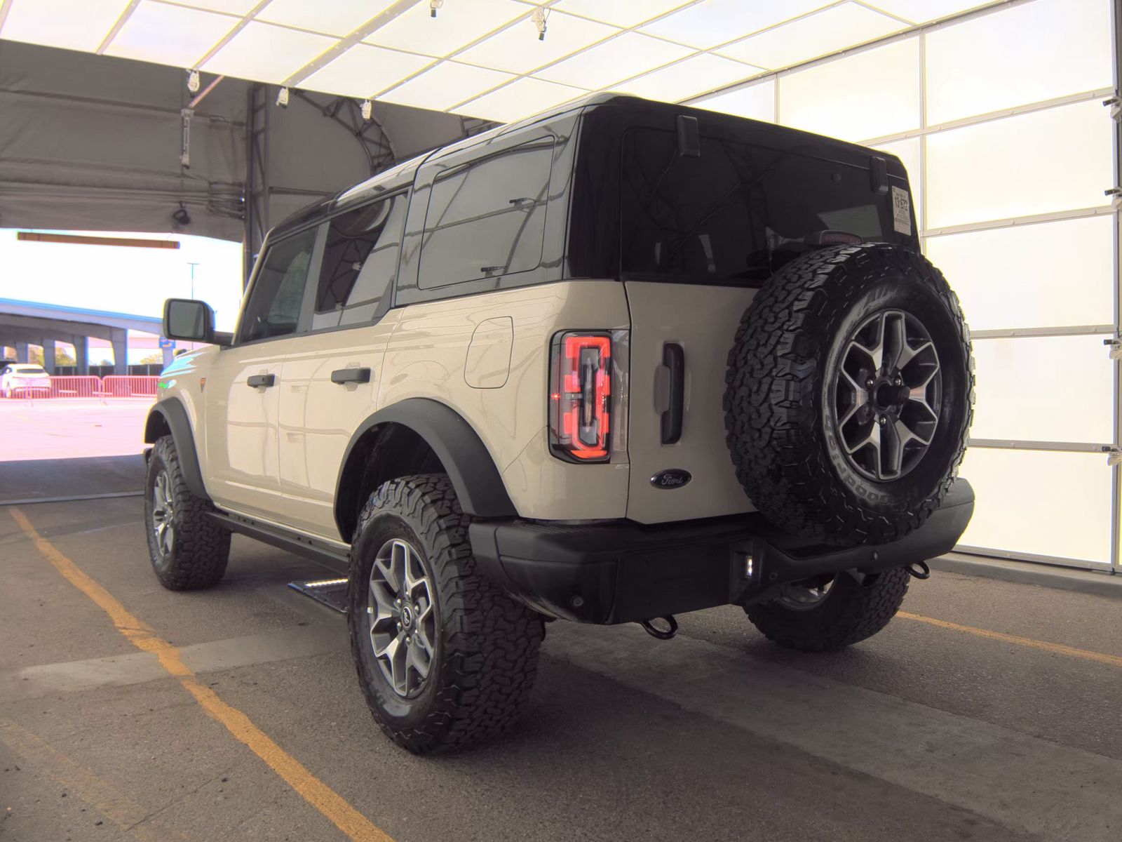FORD BRONCO - 9