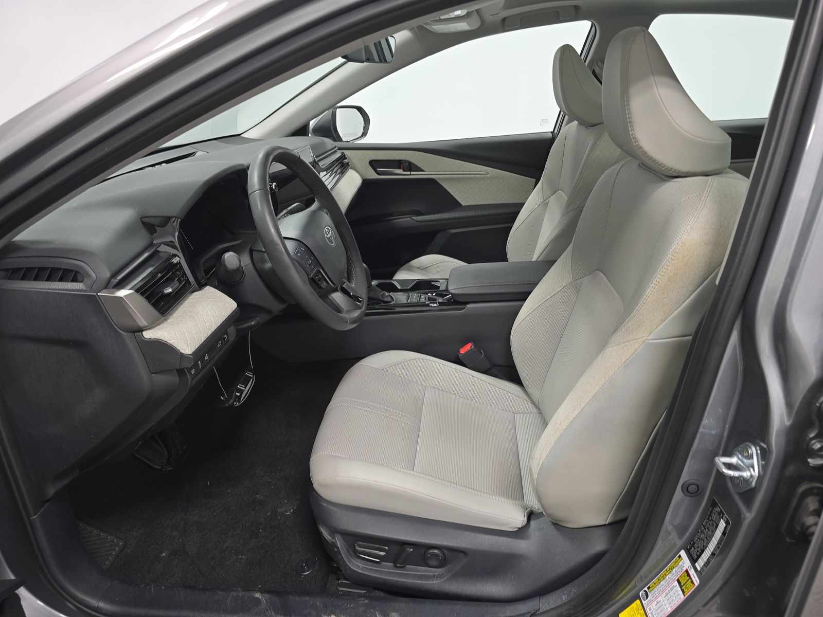 TOYOTA CAMRY - 8
