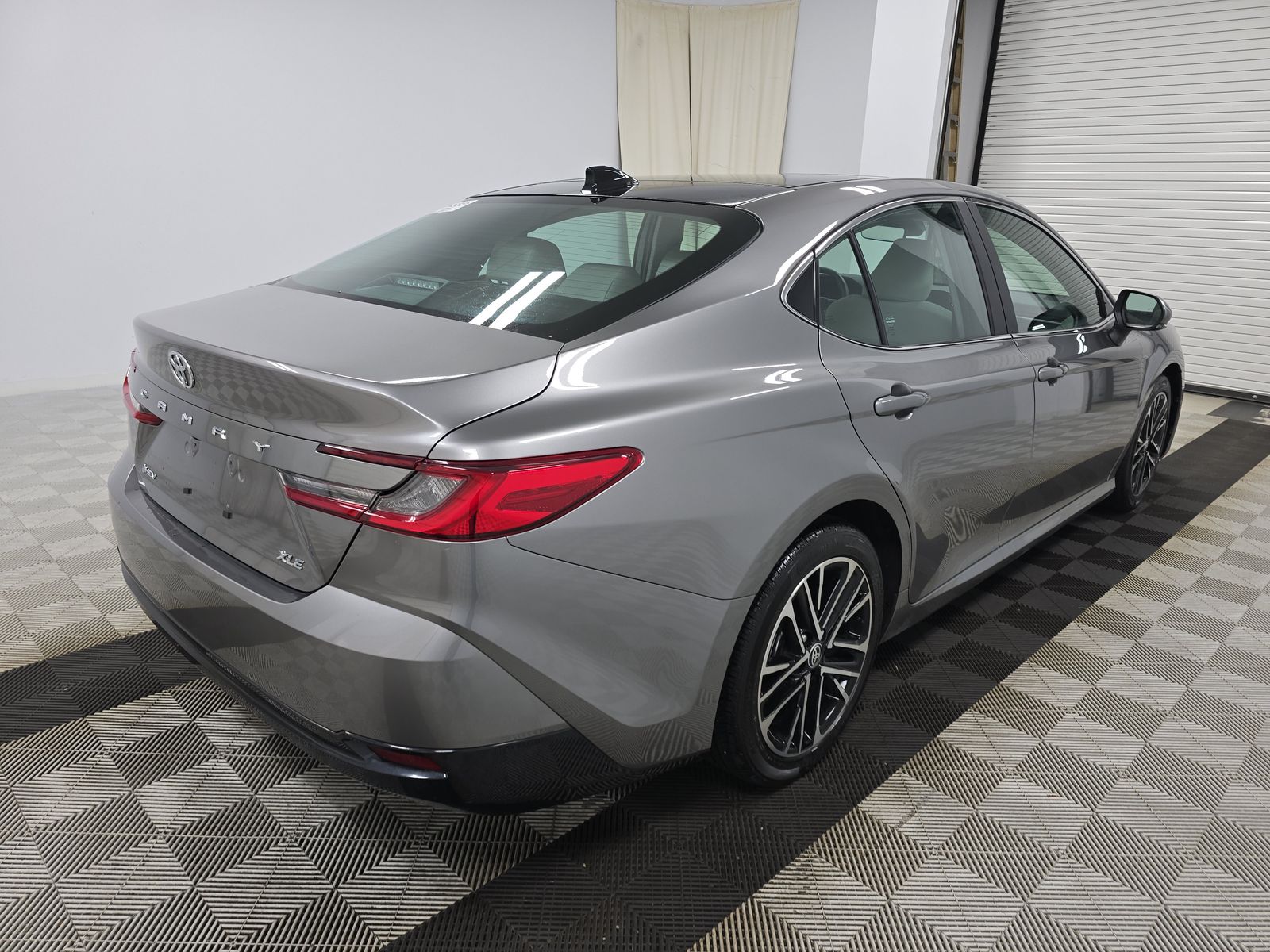 TOYOTA CAMRY - 5