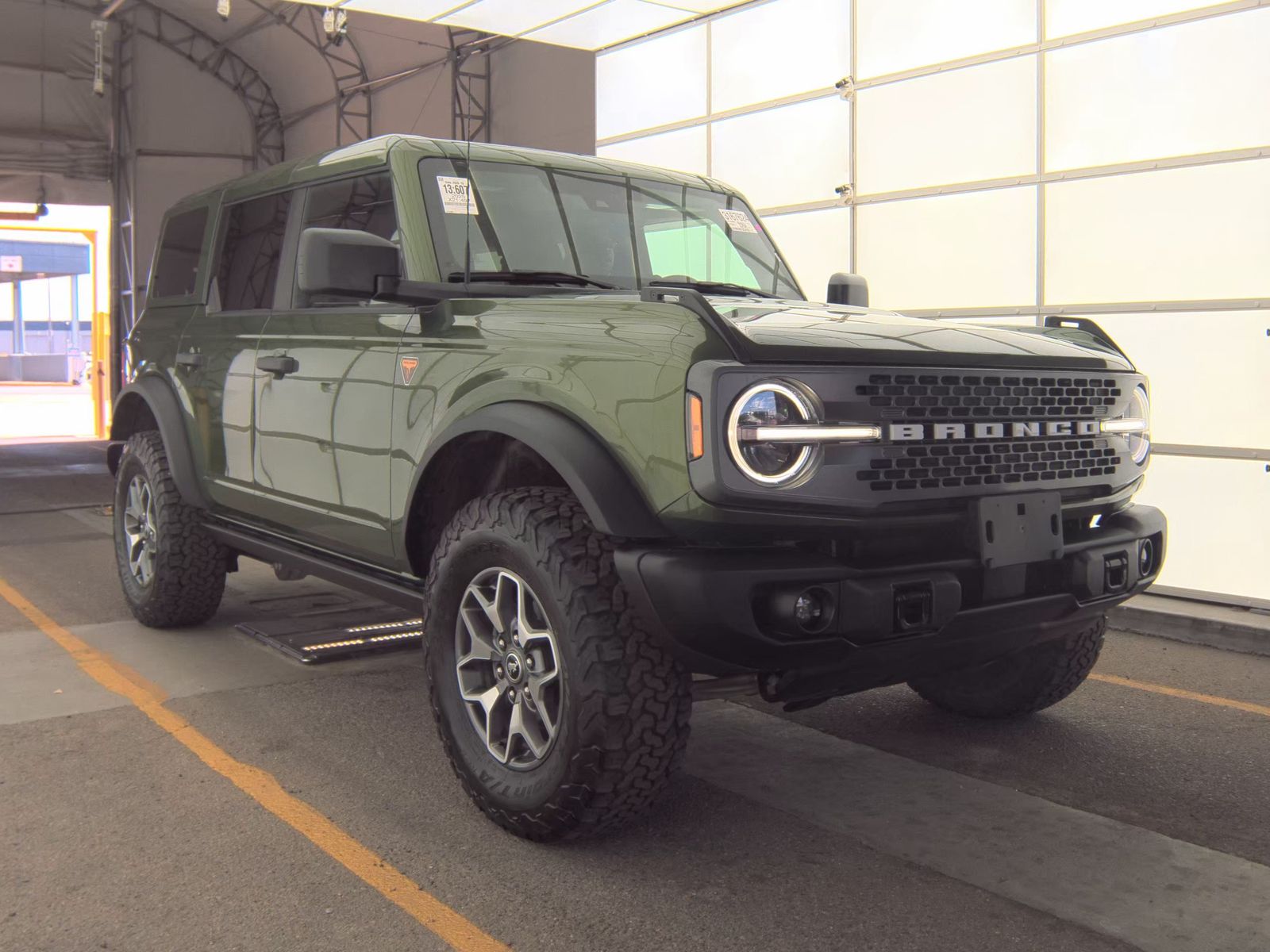 FORD BRONCO - 5