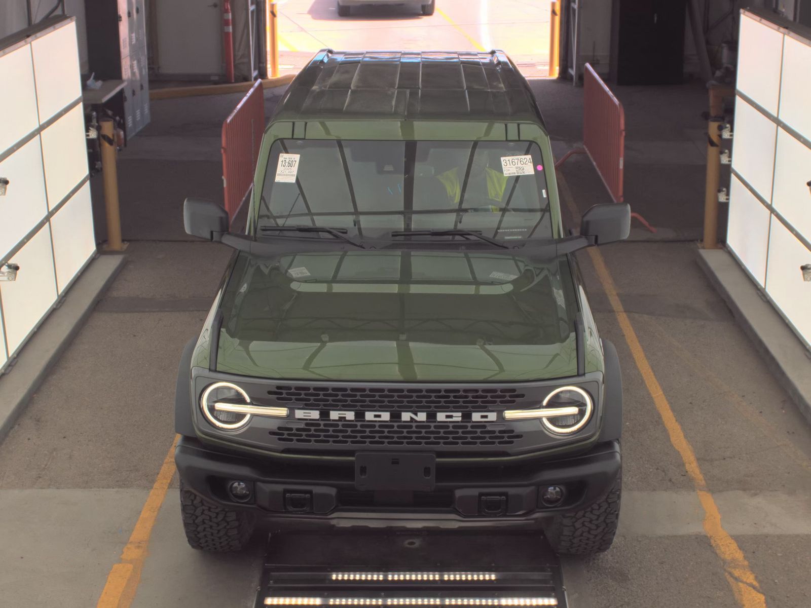 FORD BRONCO - 3