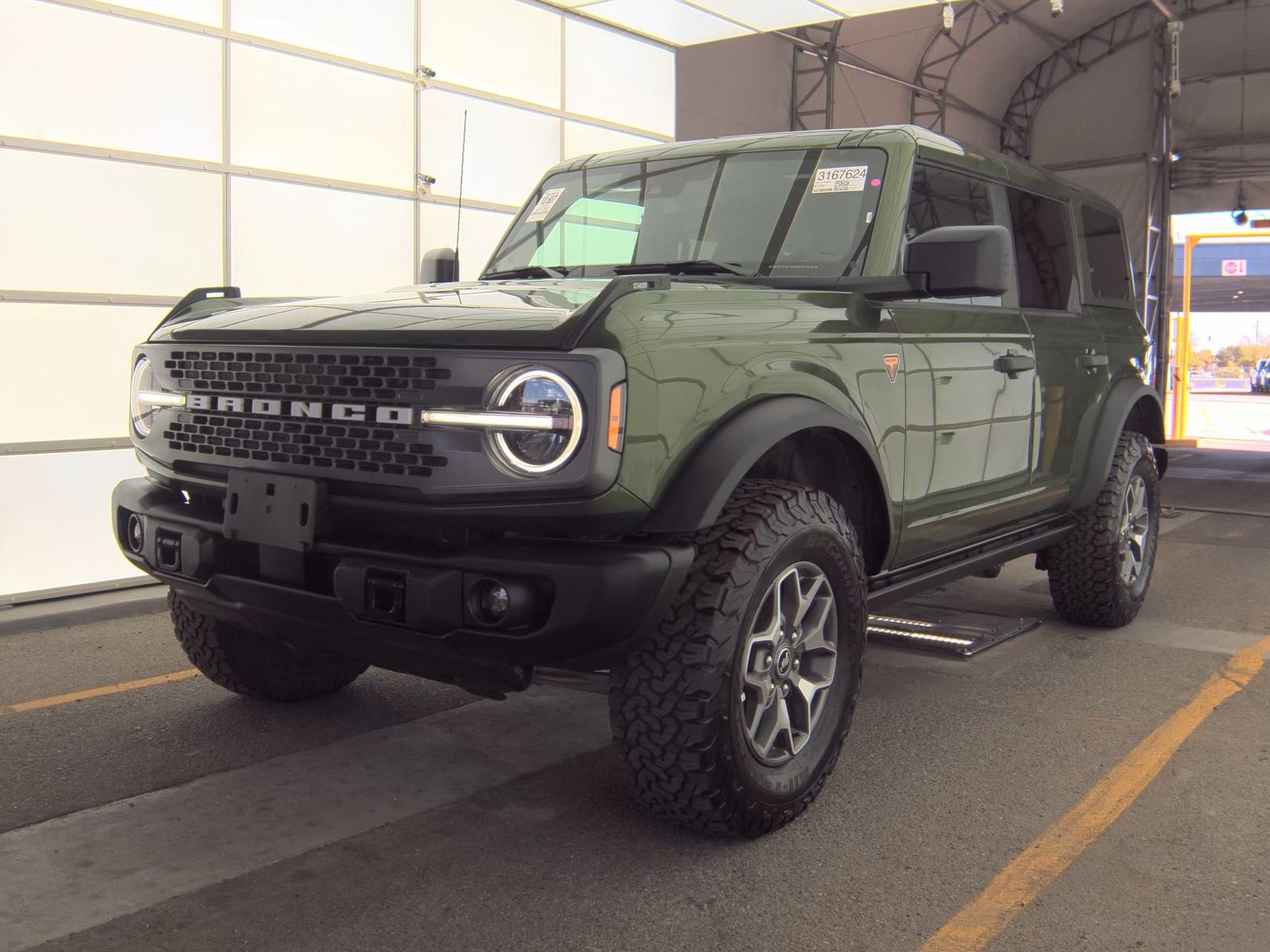 FORD BRONCO - 1