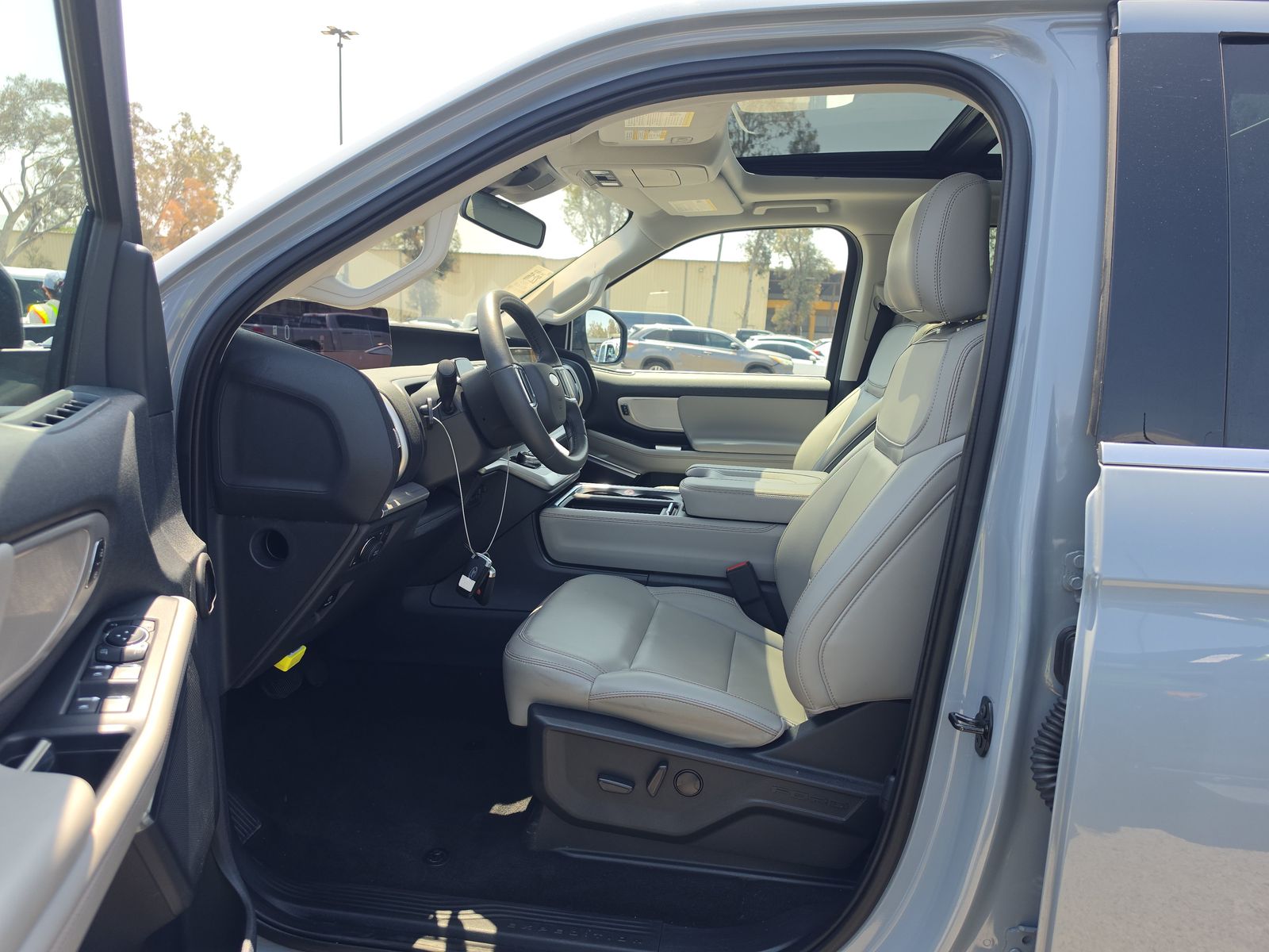 FORD EXPEDITION MAX - 8