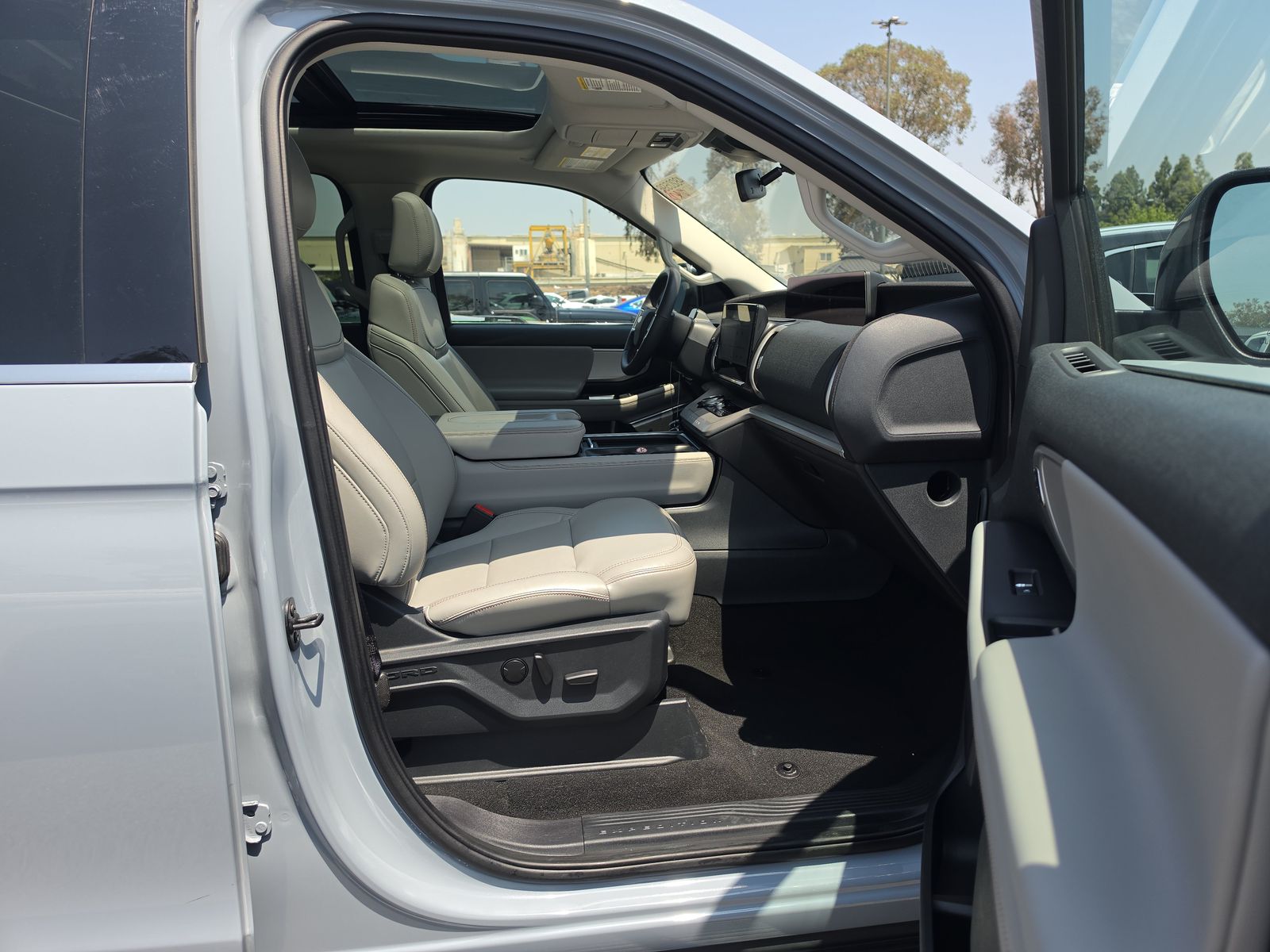 FORD EXPEDITION MAX - 9