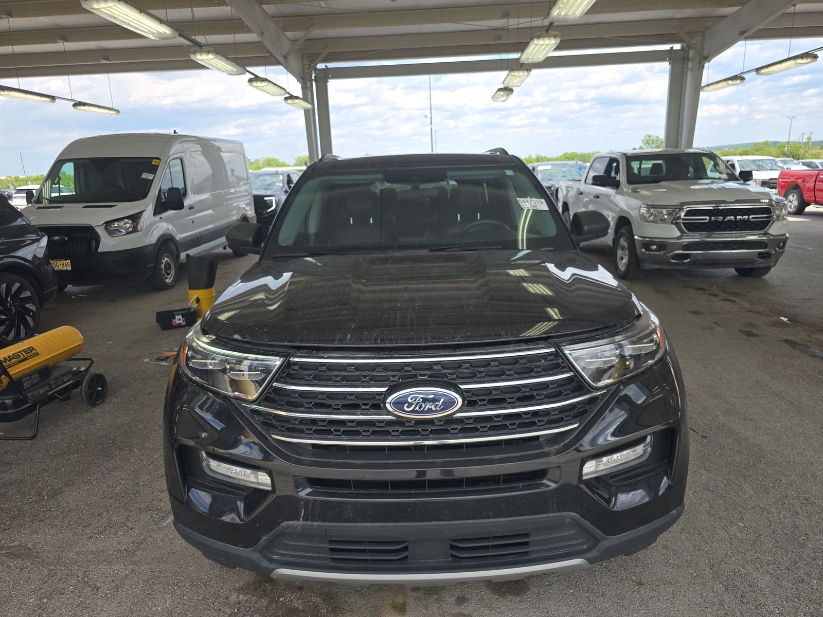 FORD EXPLORER - 3