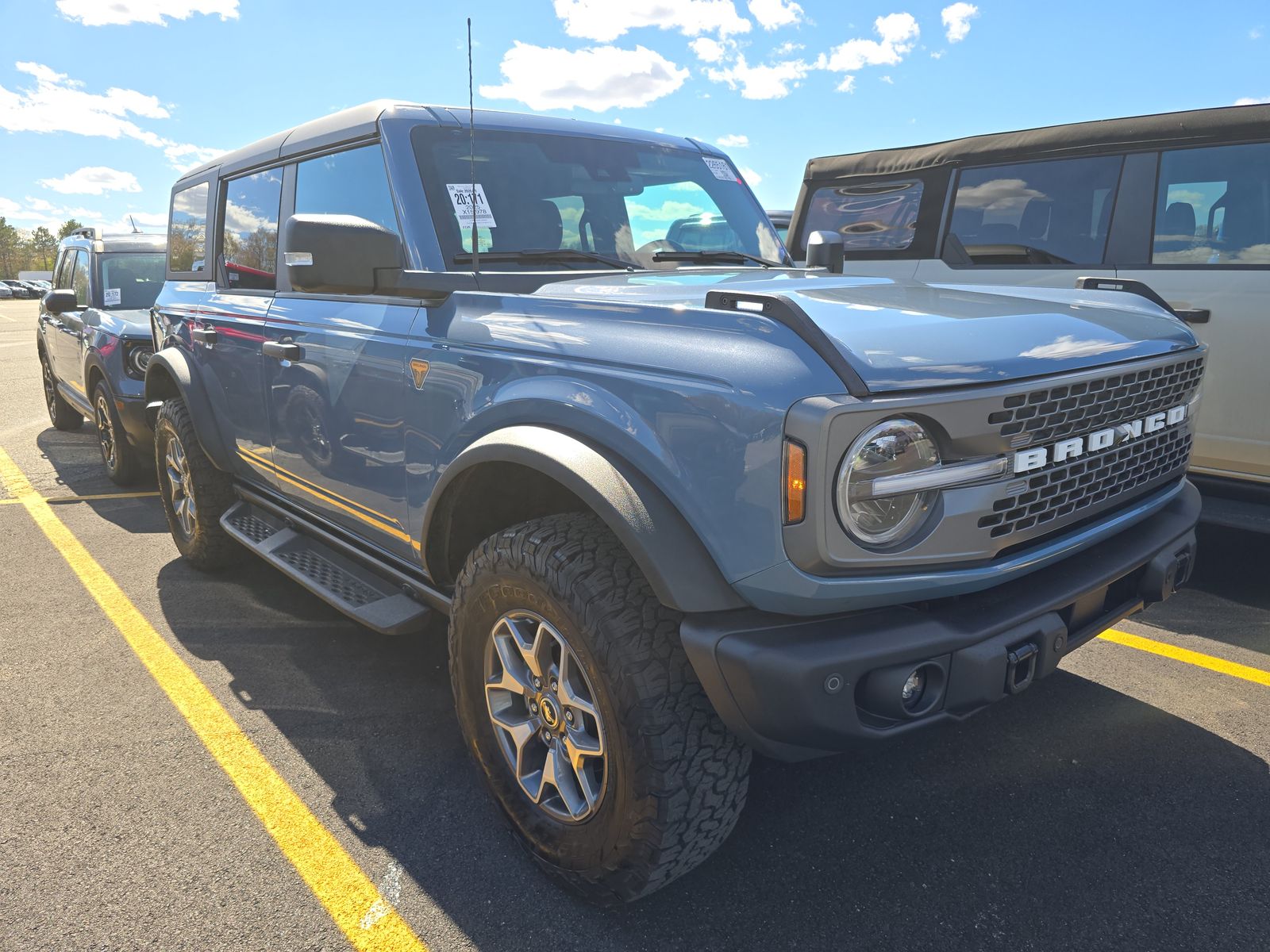 FORD BRONCO - 4