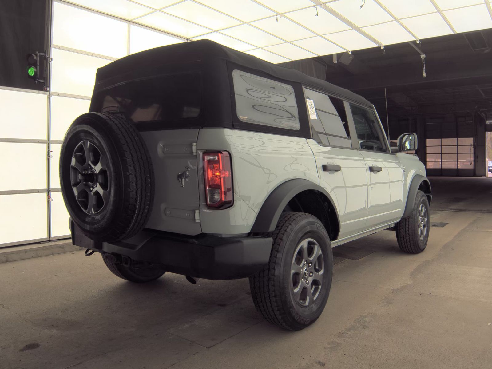 FORD BRONCO - 6