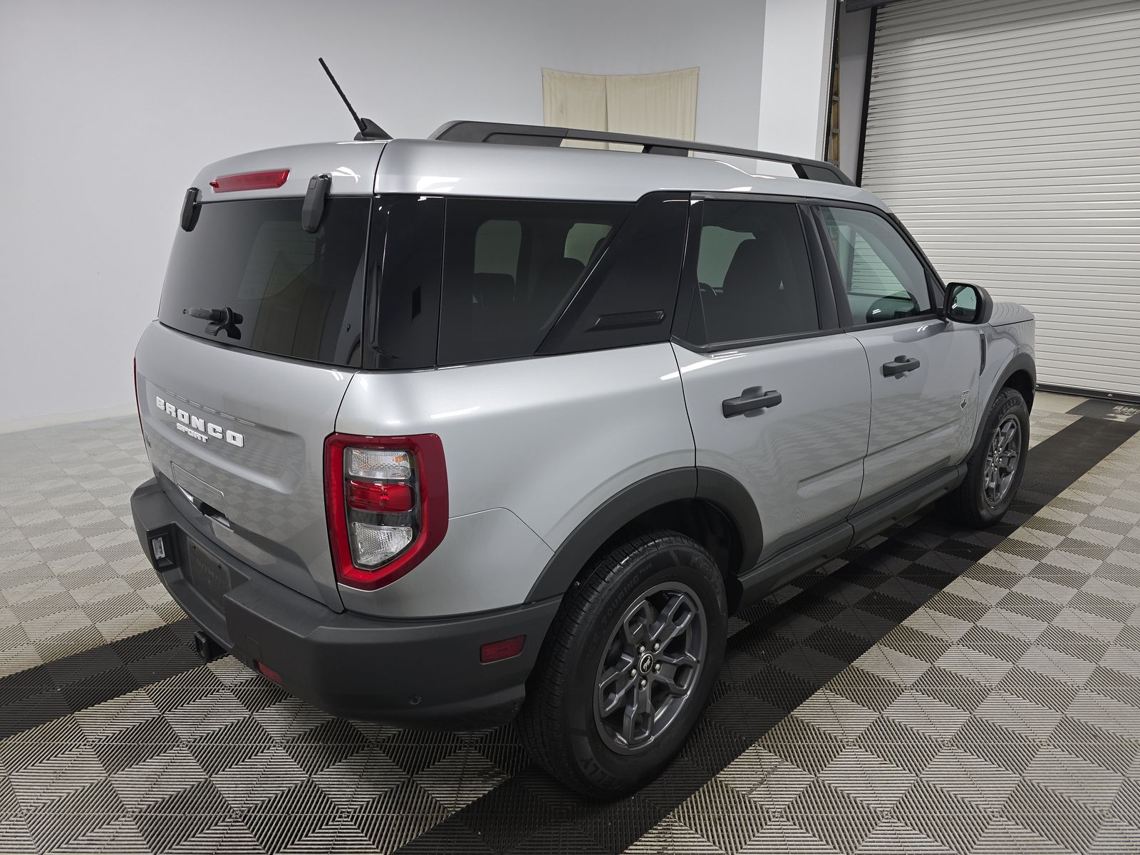 FORD BRONCO - 5