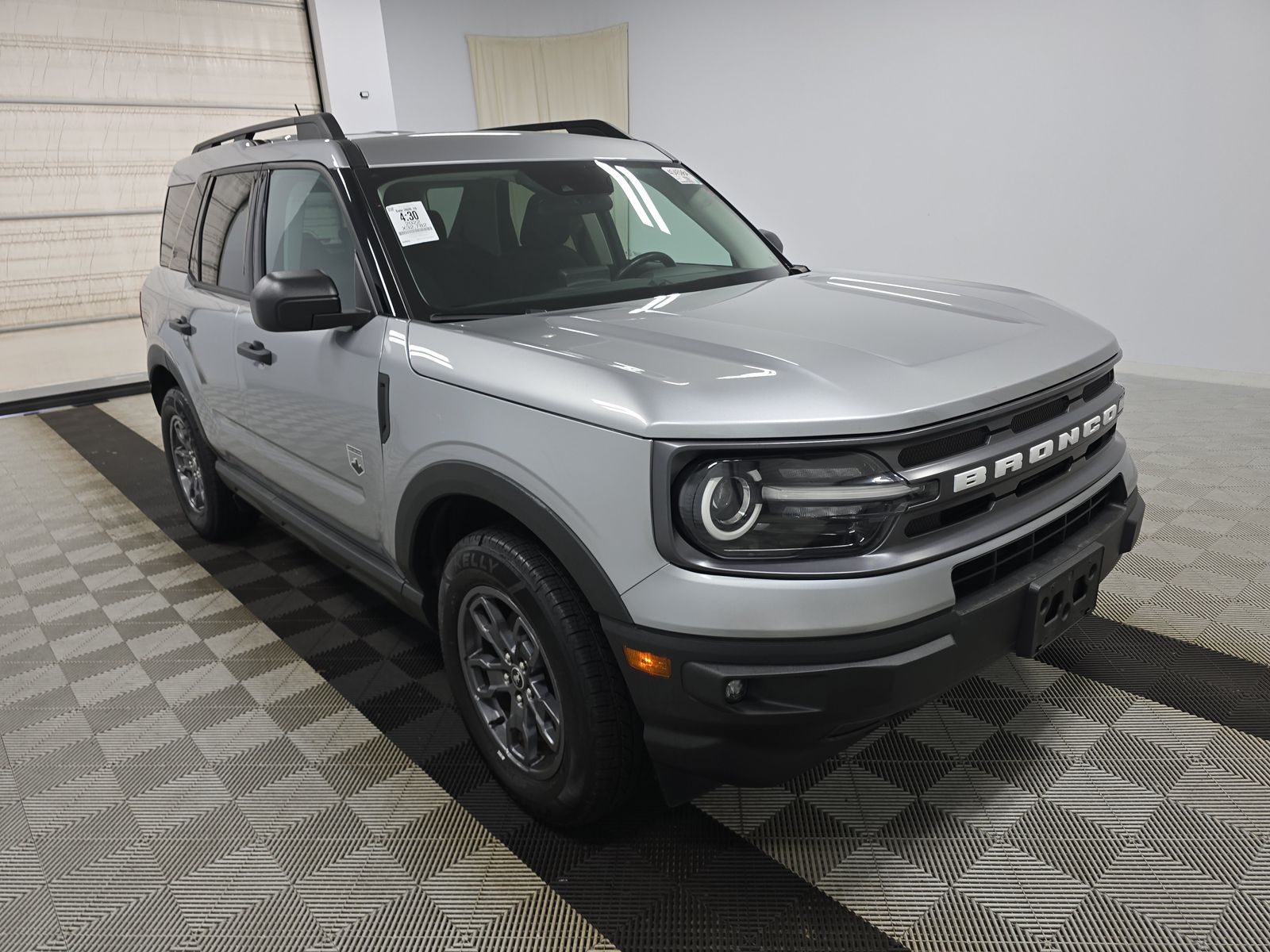 FORD BRONCO - 4