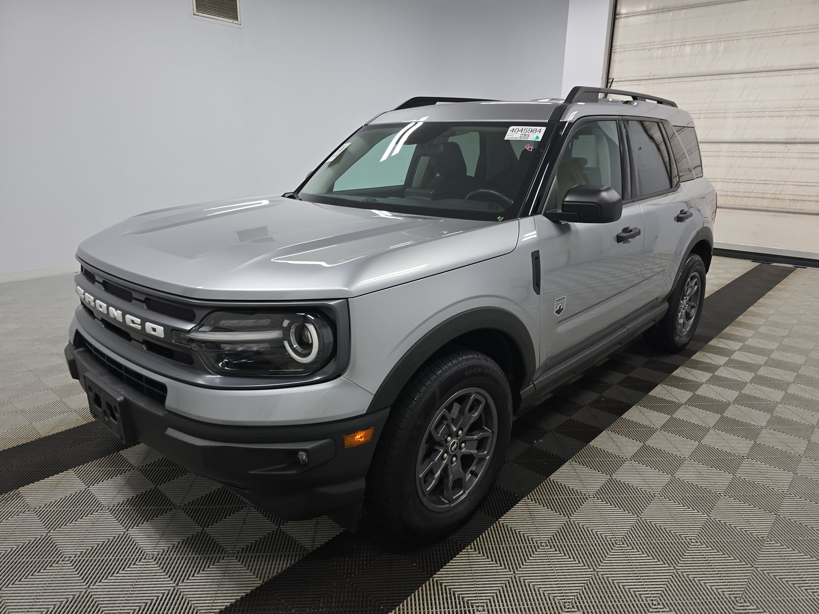 FORD BRONCO - 1