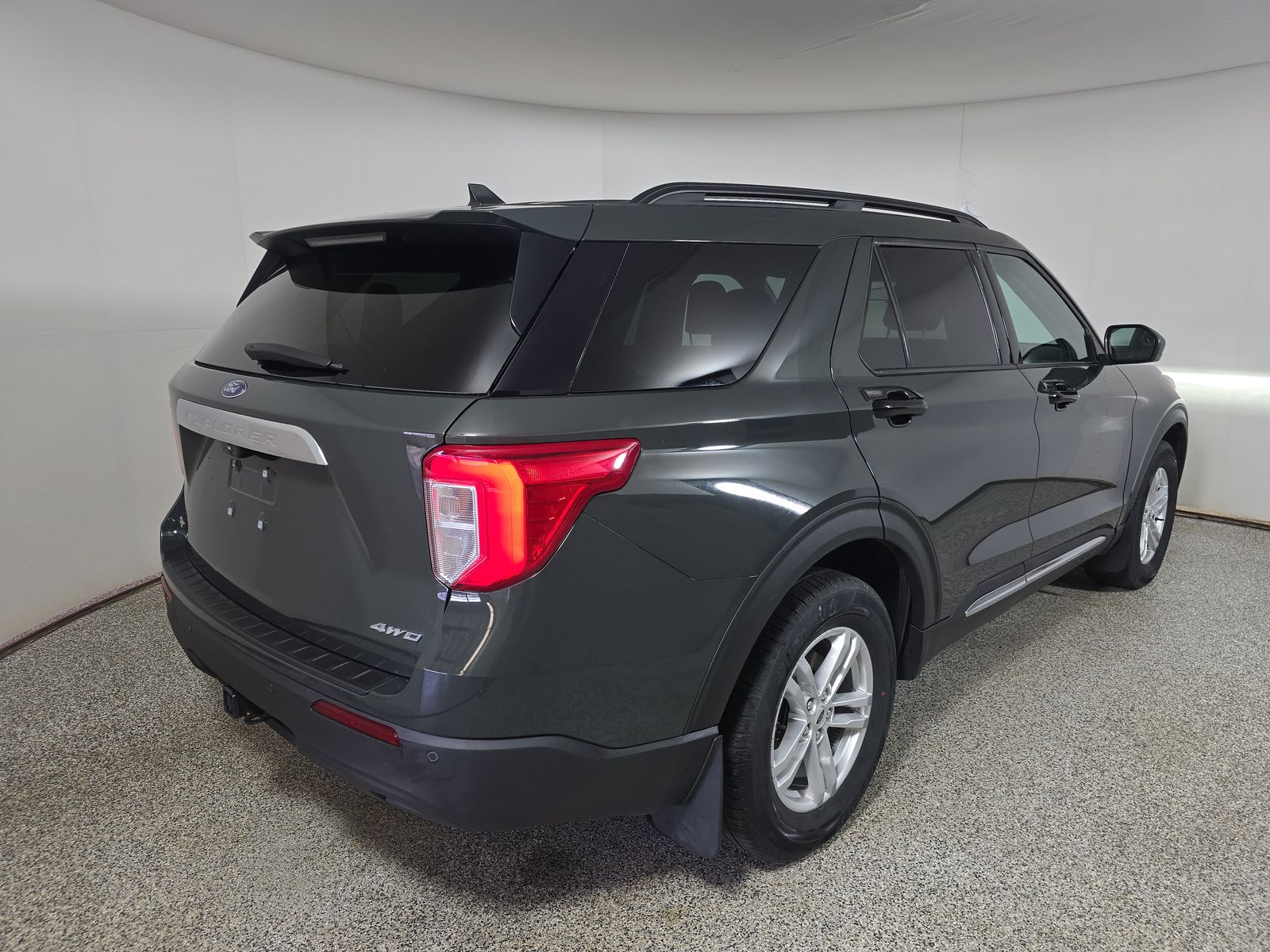 FORD EXPLORER - 5