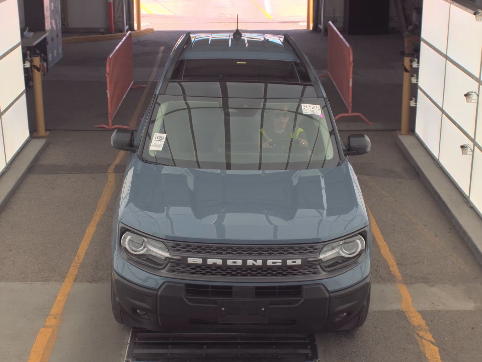 FORD BRONCO - 3