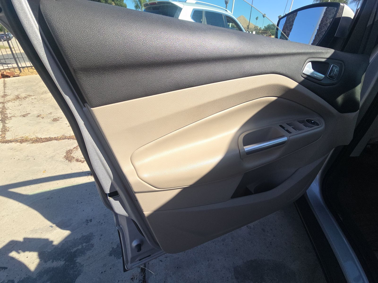 FORD ESCAPE - 10
