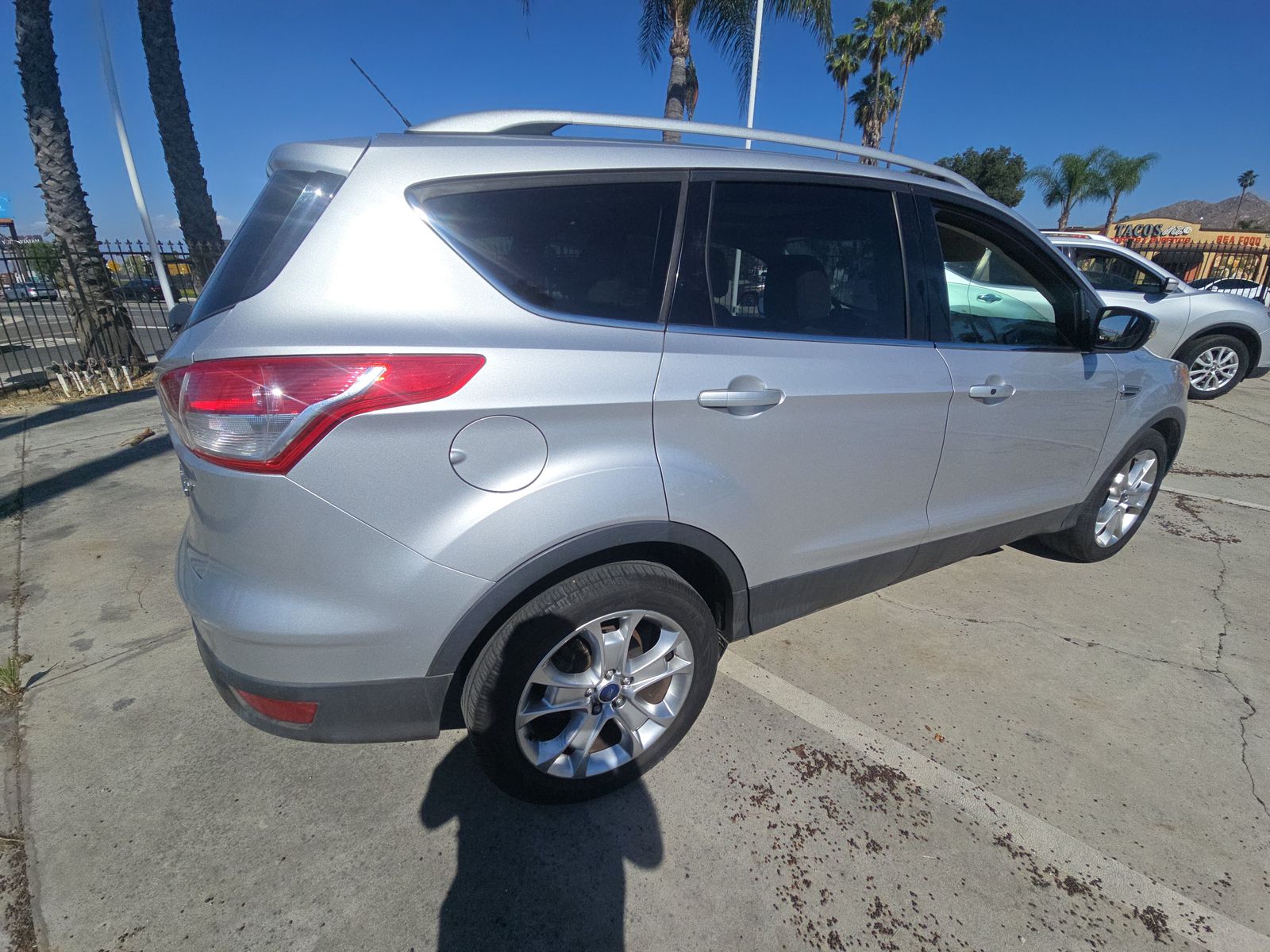 FORD ESCAPE - 5