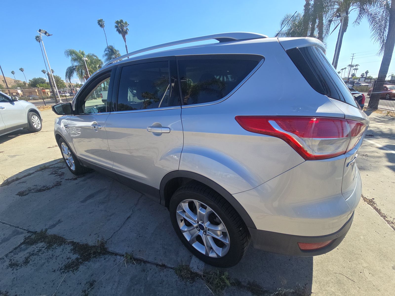 FORD ESCAPE - 7