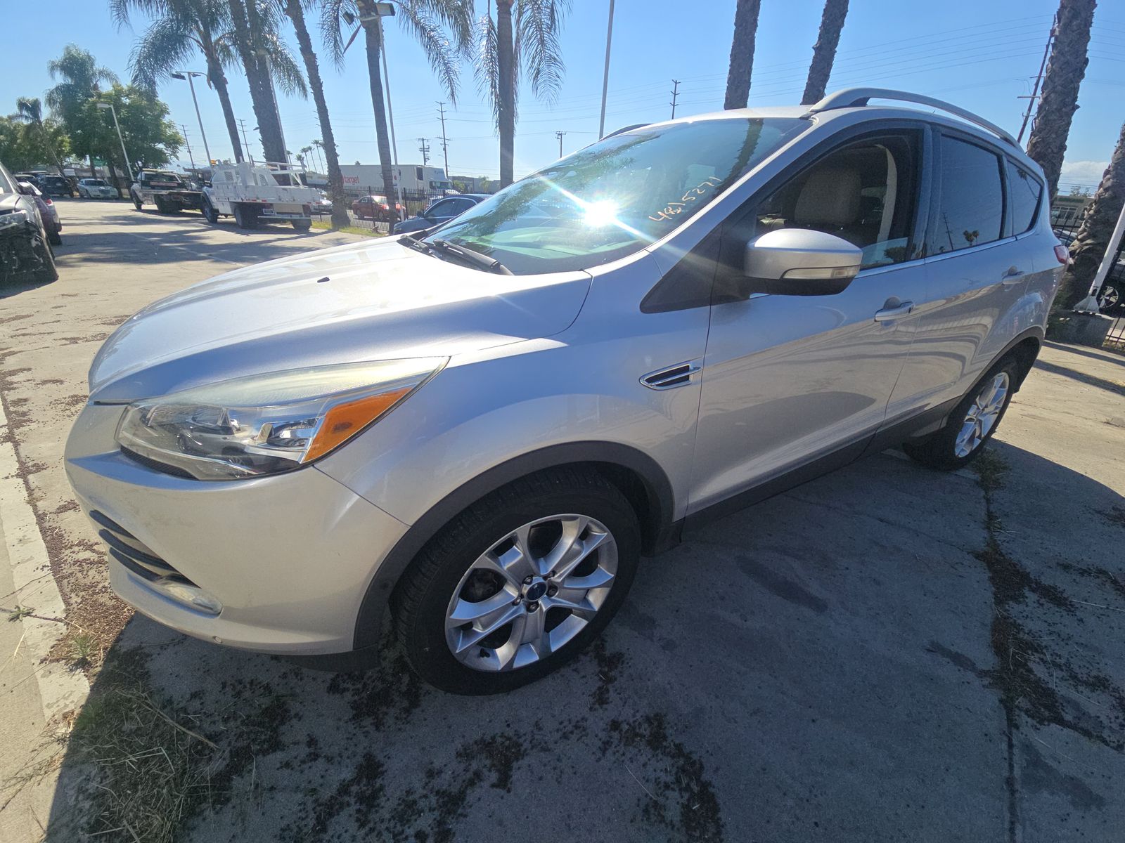 FORD ESCAPE - 1