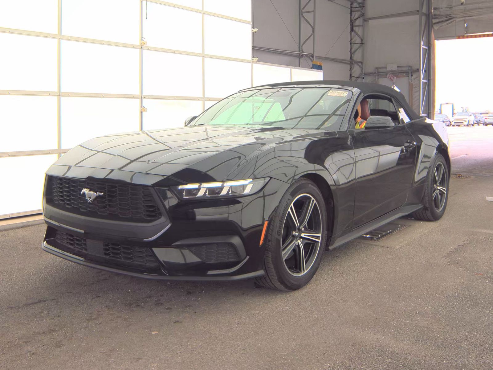 FORD MUSTANG - 1