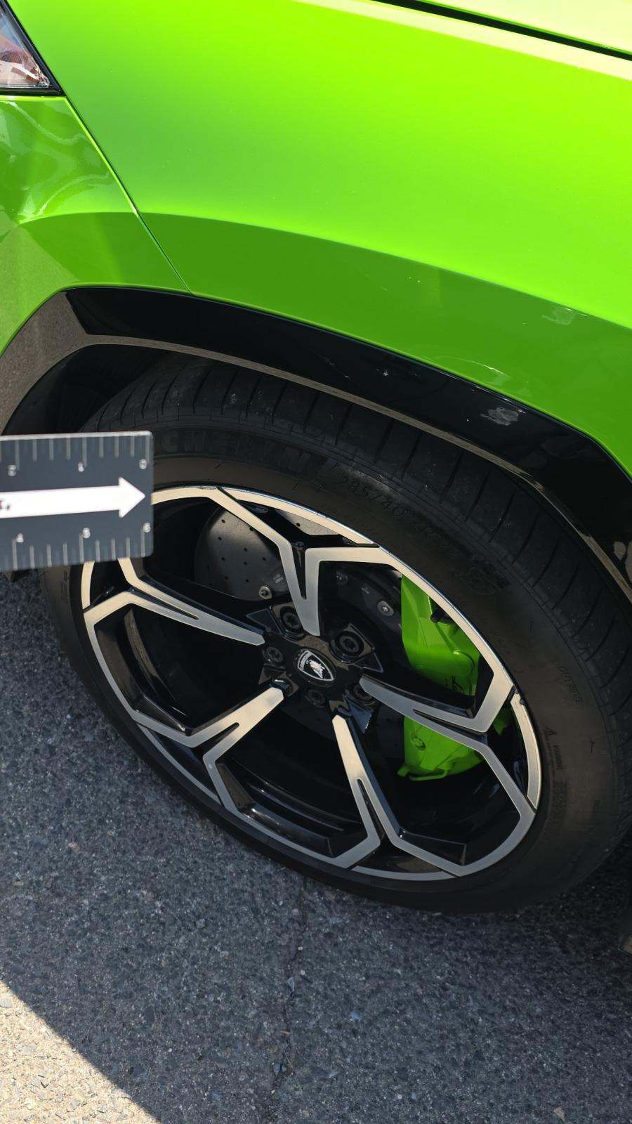 2021 Lamborghini Urus Base AWD