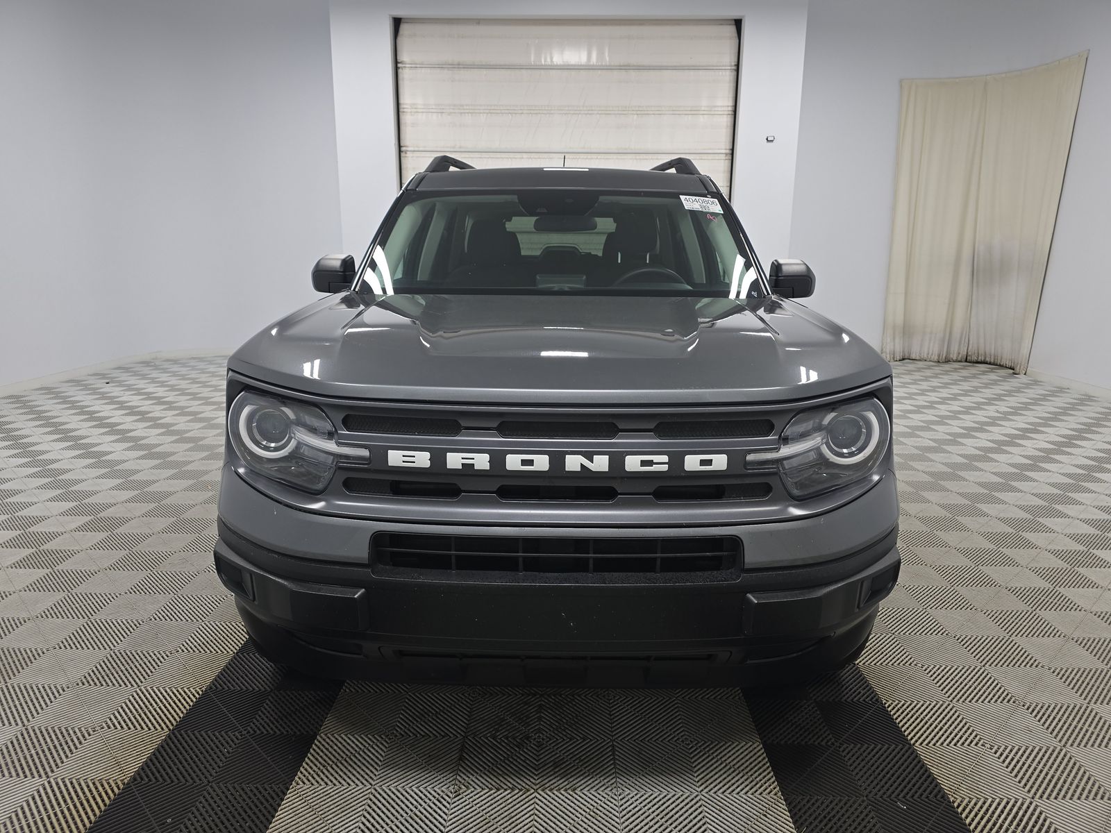 FORD BRONCO - 3