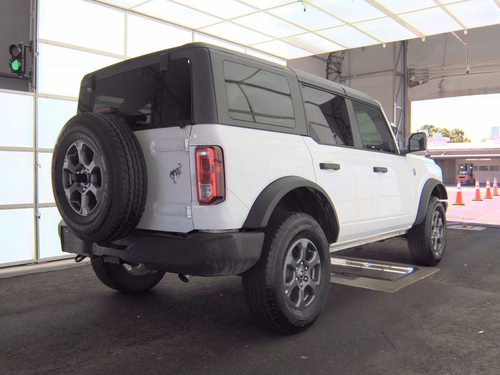 FORD BRONCO - 5