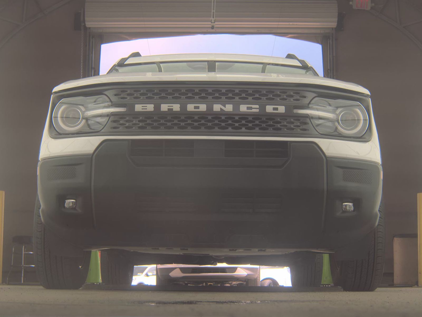 FORD BRONCO - 4