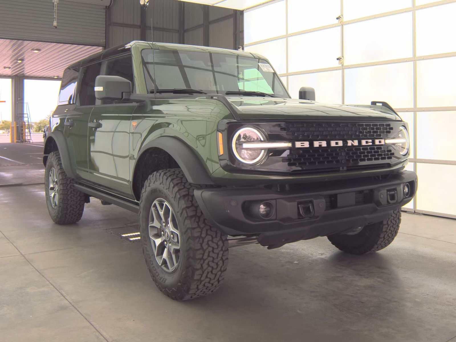 FORD BRONCO - 5