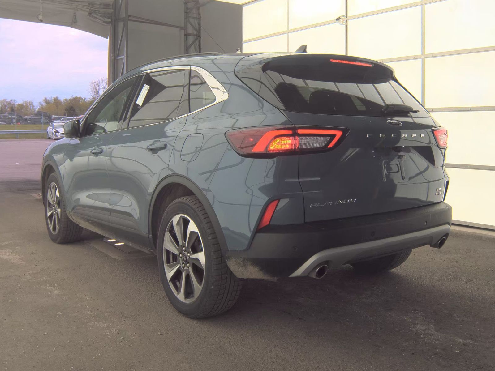 FORD ESCAPE - 9