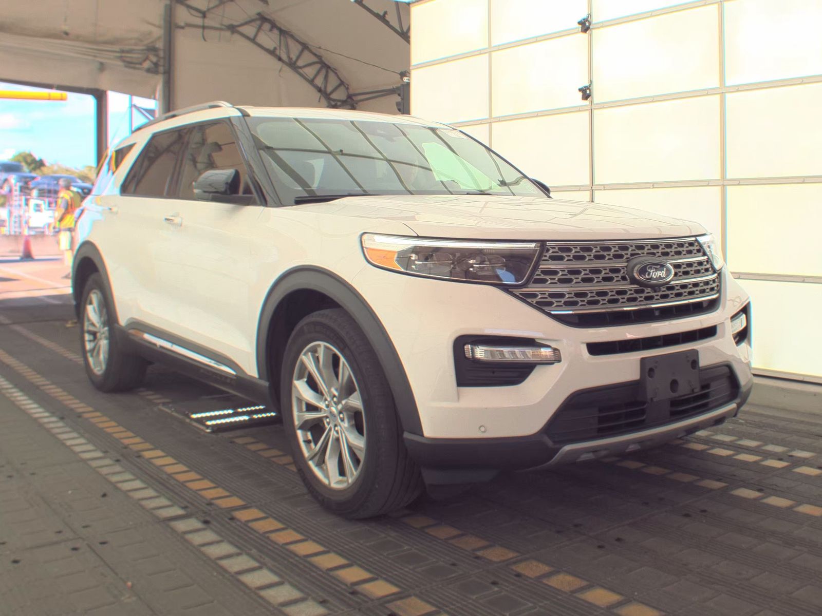 FORD EXPLORER - 5