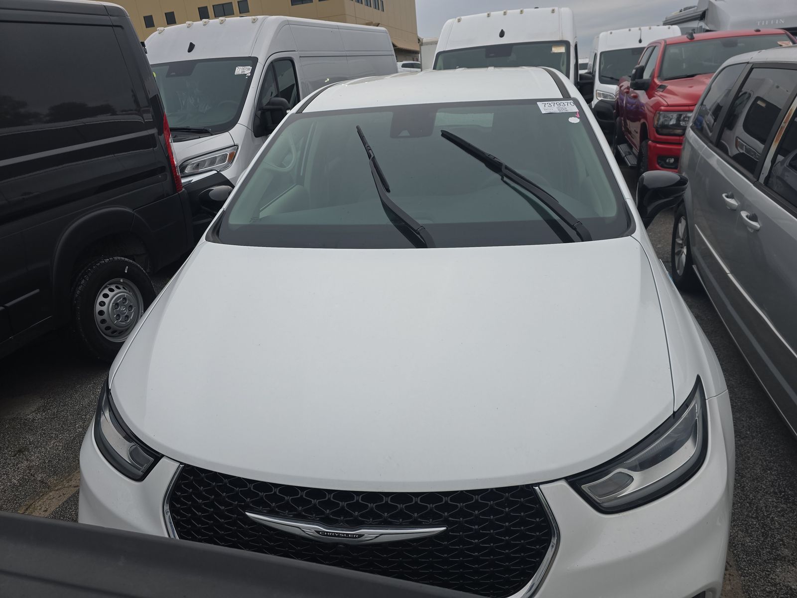 2024 Chrysler Pacifica Hybrid Select FWD