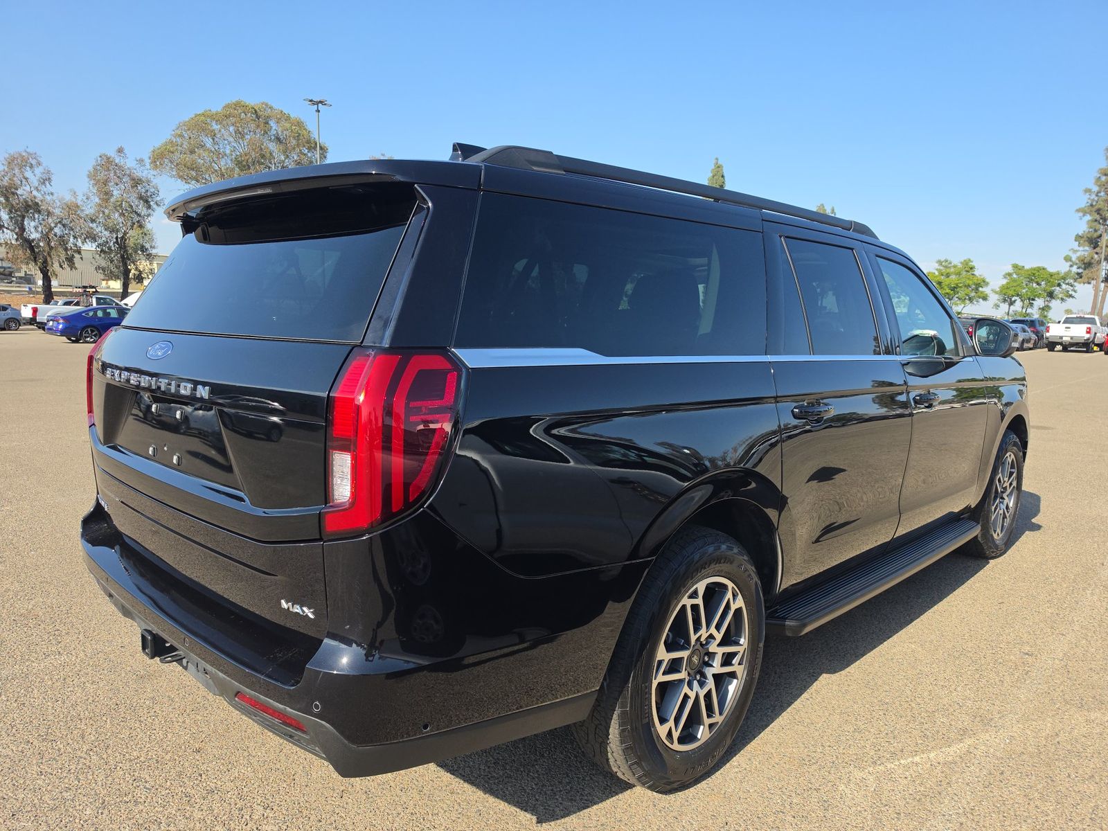 FORD EXPEDITION MAX - 5