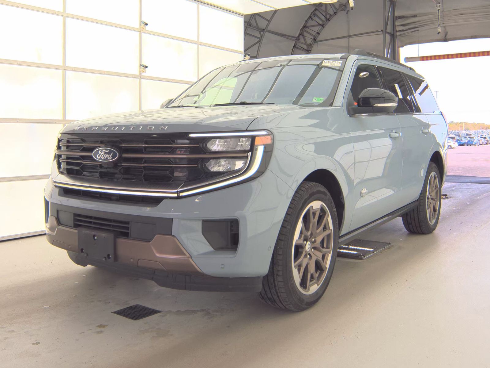 FORD EXPEDITION - 1