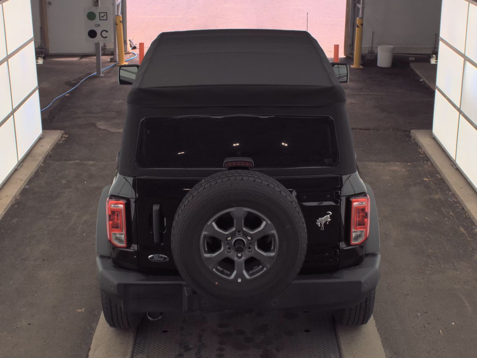 FORD BRONCO - 6