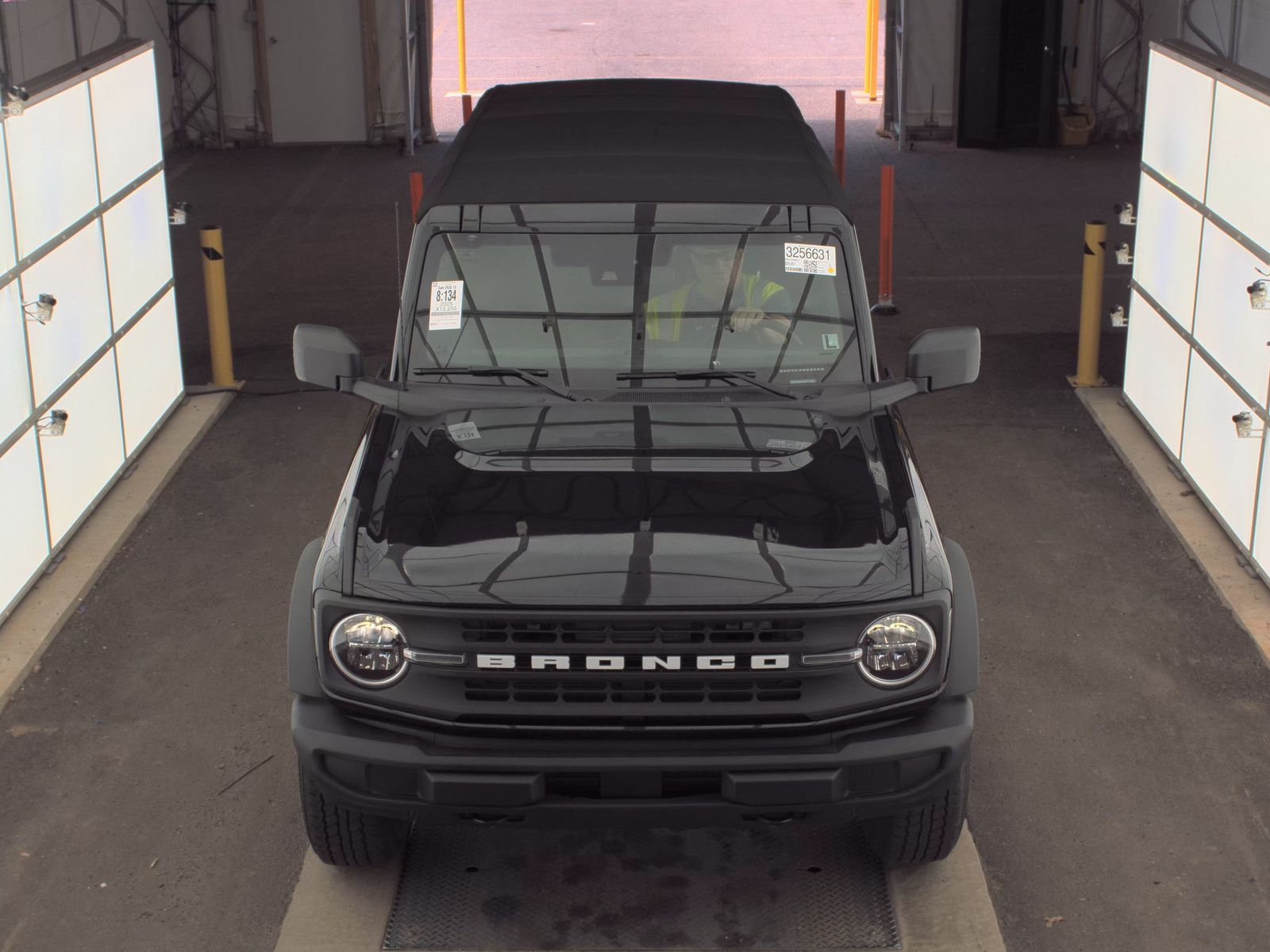 FORD BRONCO - 3
