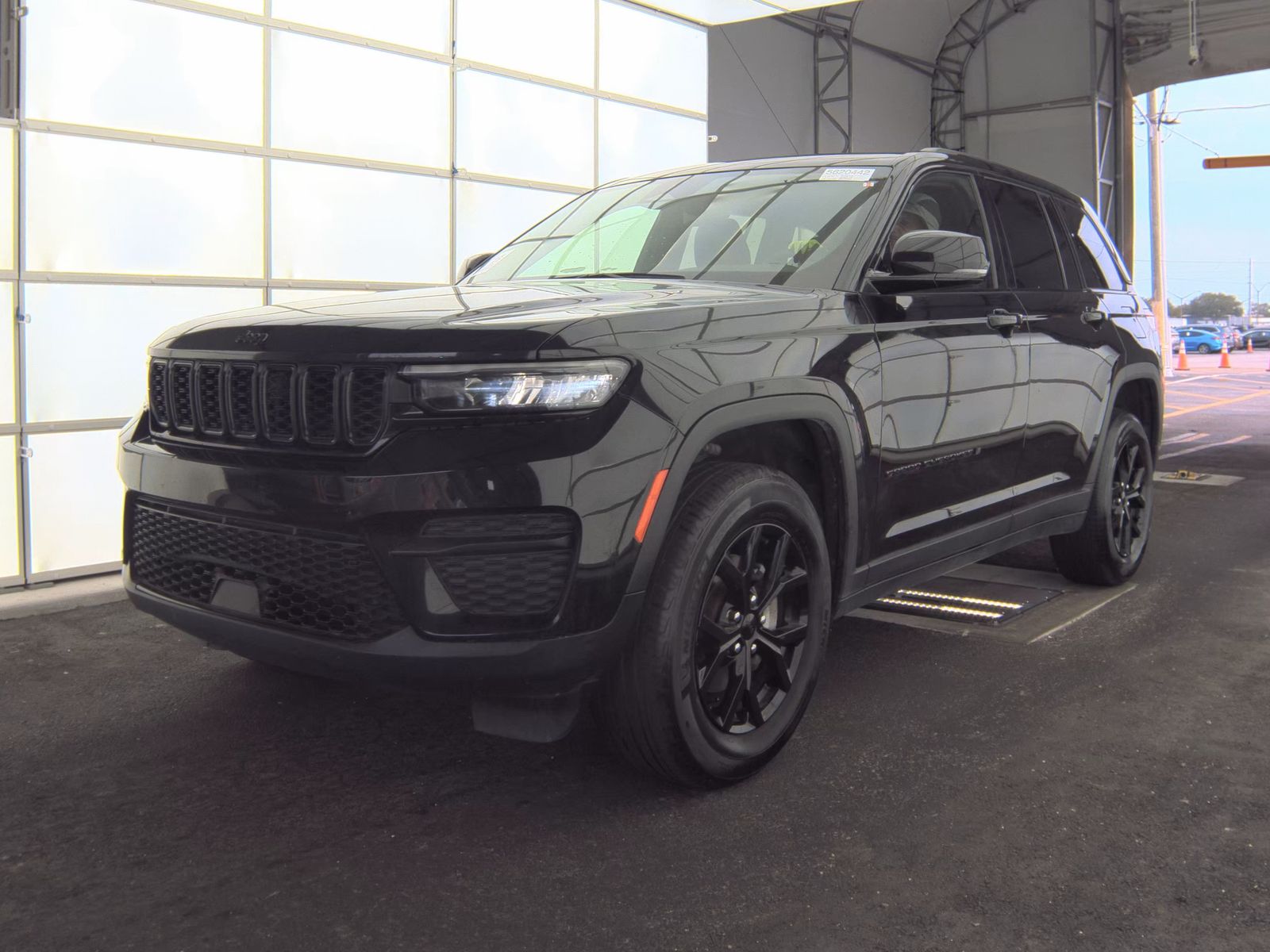 2024 Jeep Grand Cherokee Altitude RWD