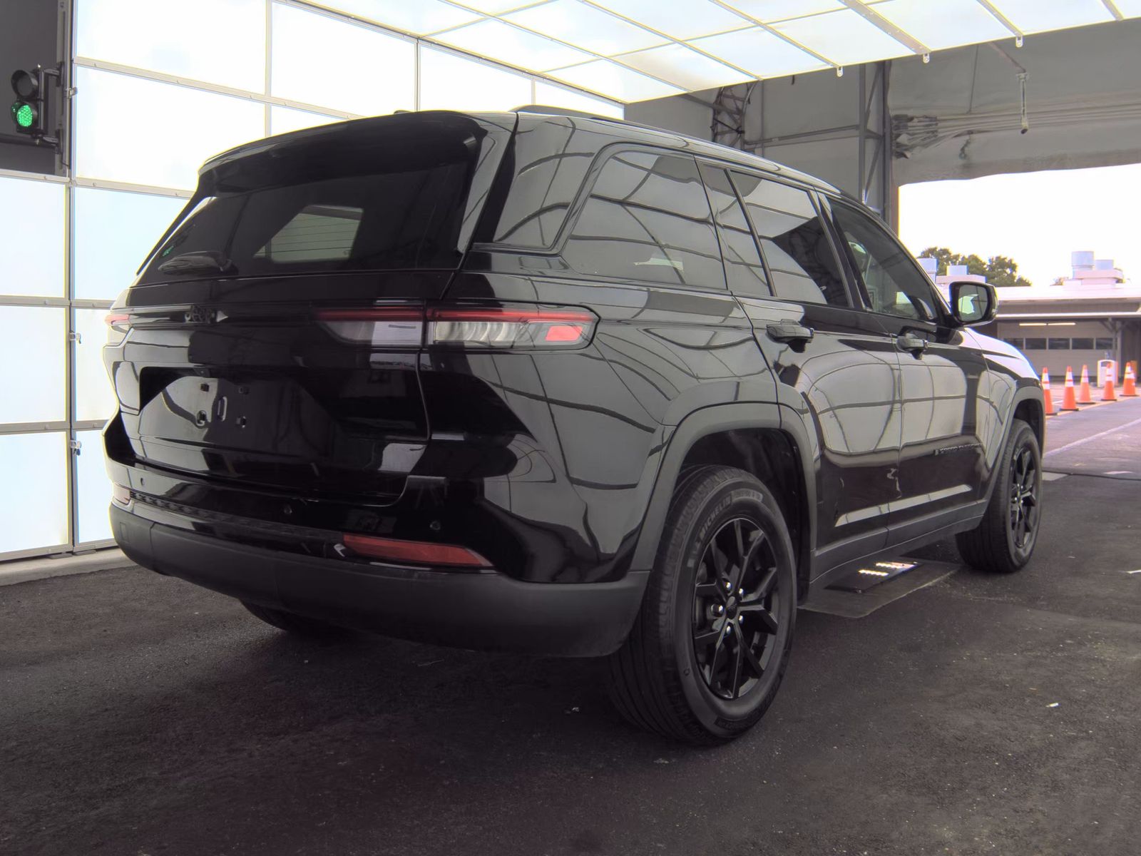 2024 Jeep Grand Cherokee Altitude RWD