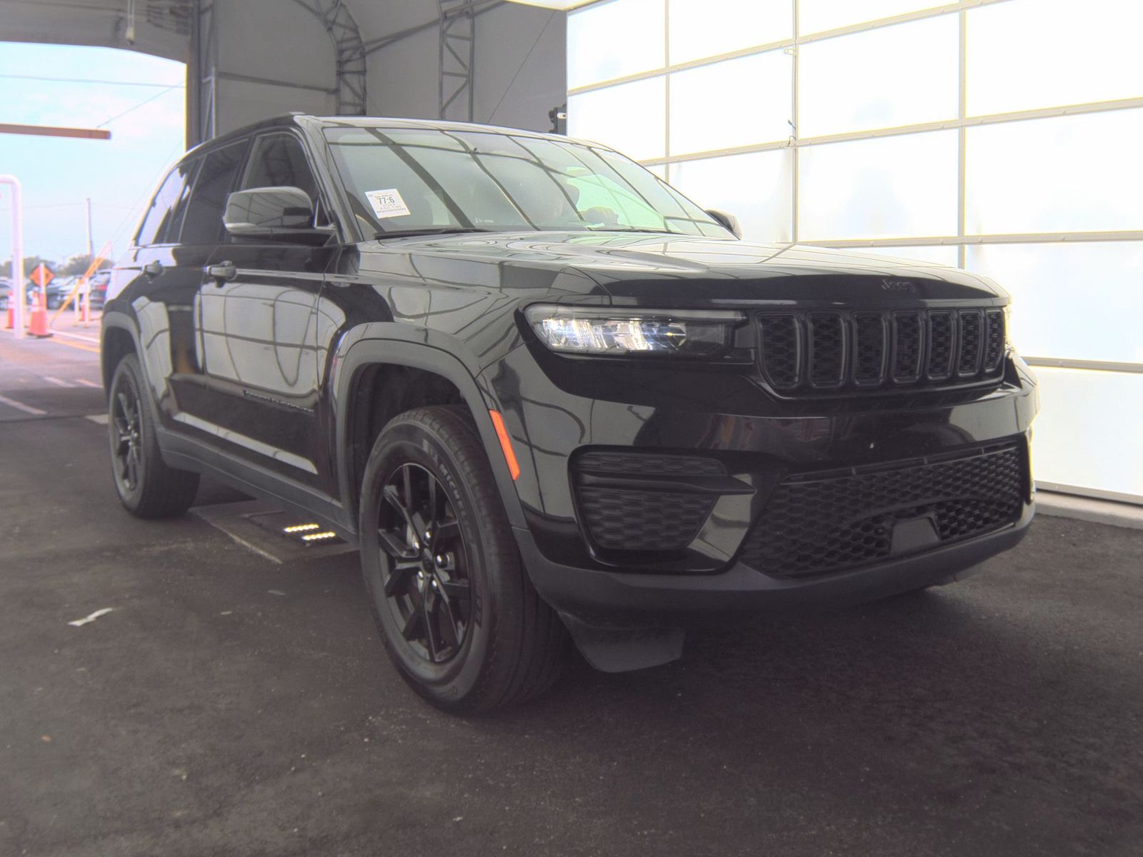 2024 Jeep Grand Cherokee Altitude RWD
