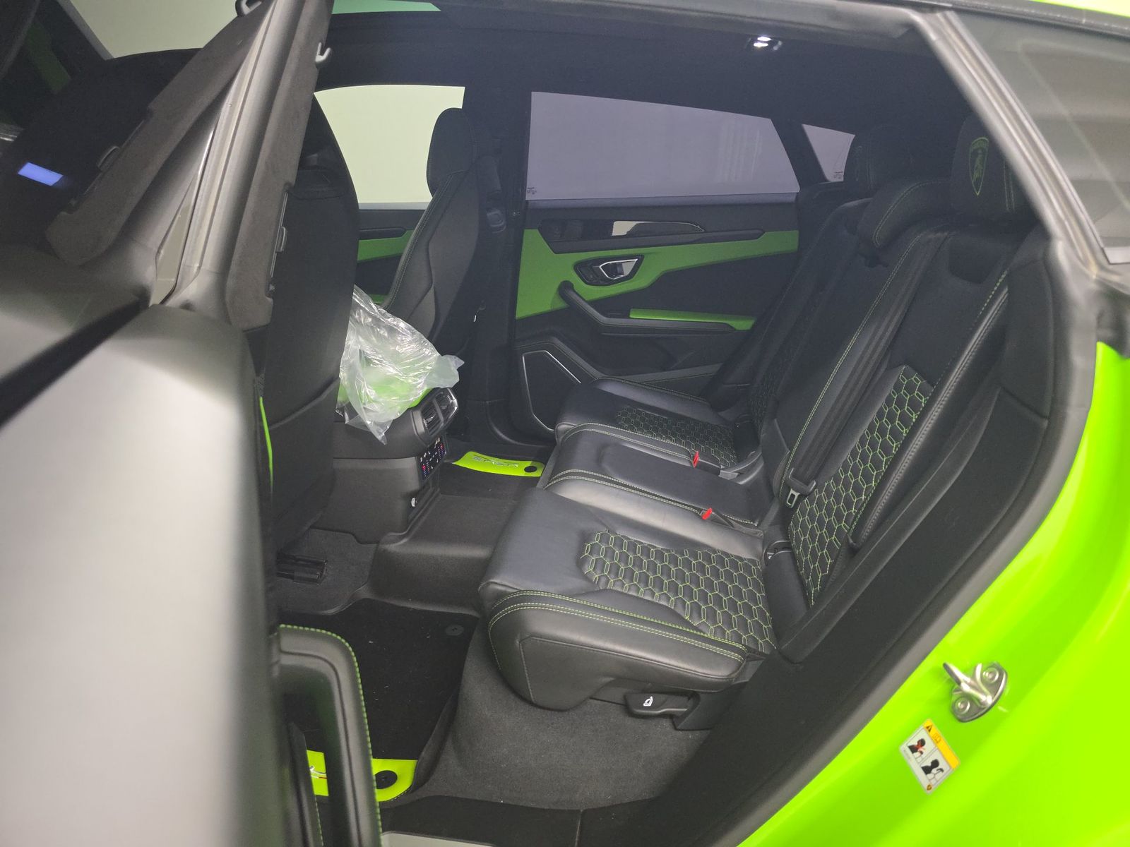 2021 Lamborghini Urus Base AWD