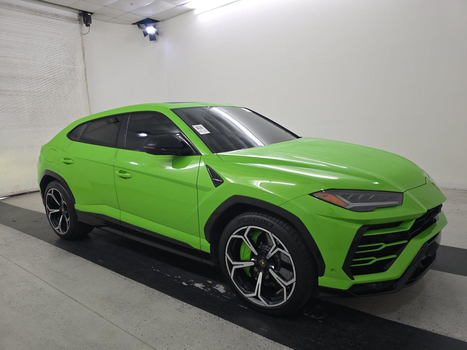 2021 Lamborghini Urus Base AWD