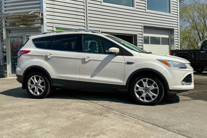 FORD ESCAPE - 3