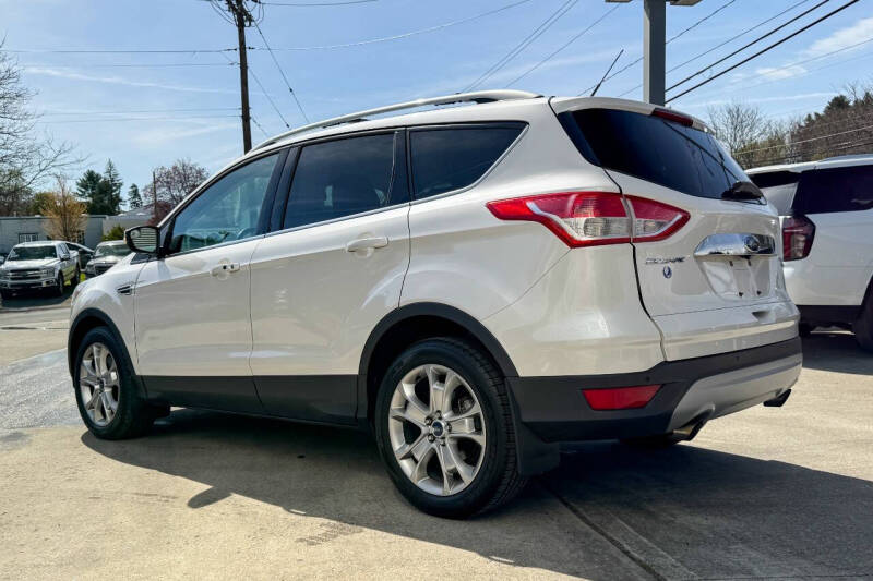 FORD ESCAPE - 6