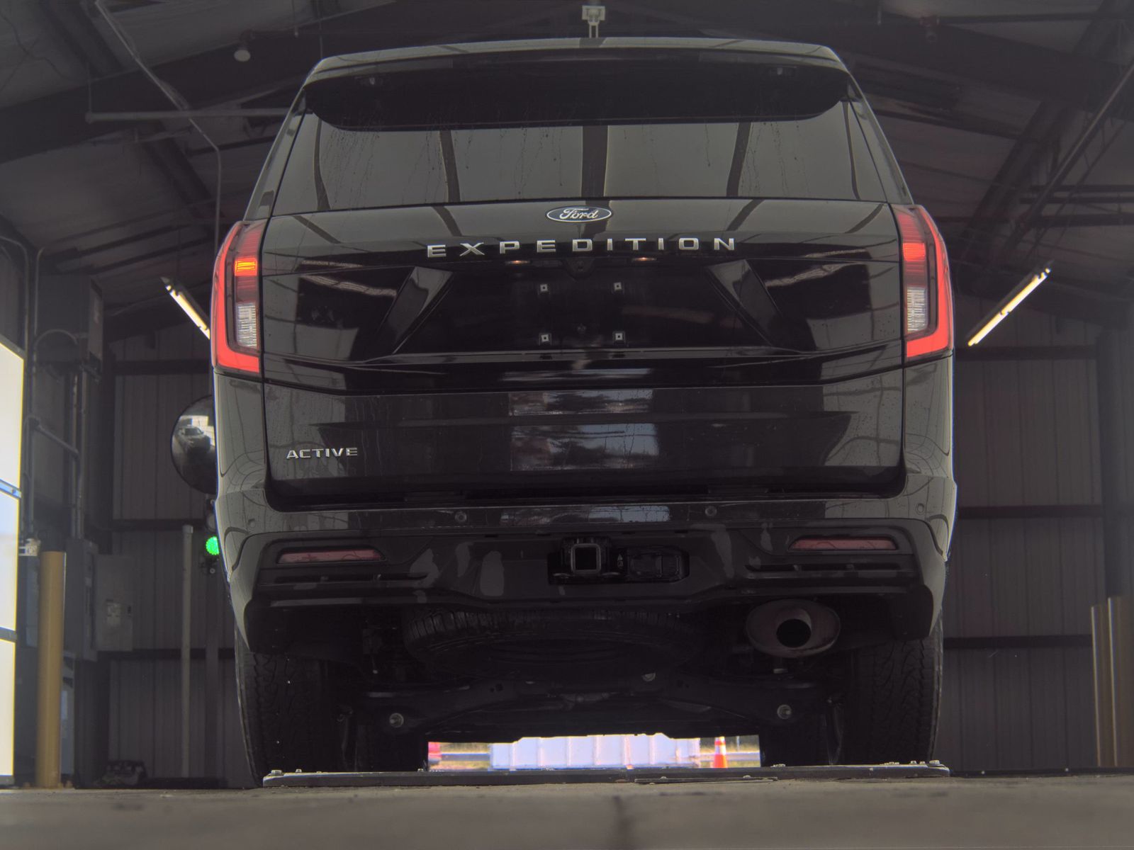 FORD EXPEDITION - 8