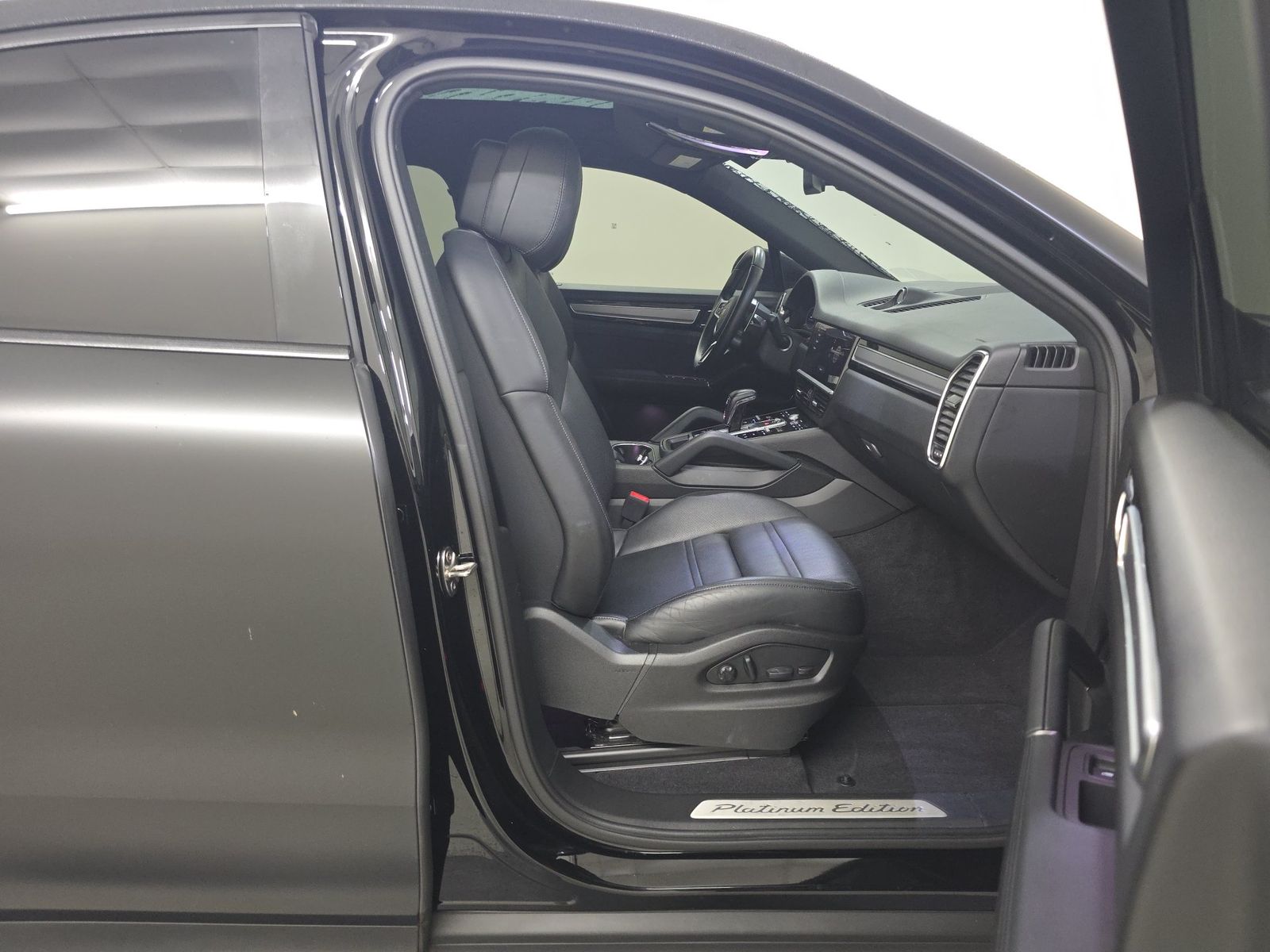 PORSCHE CAYENNE - 9