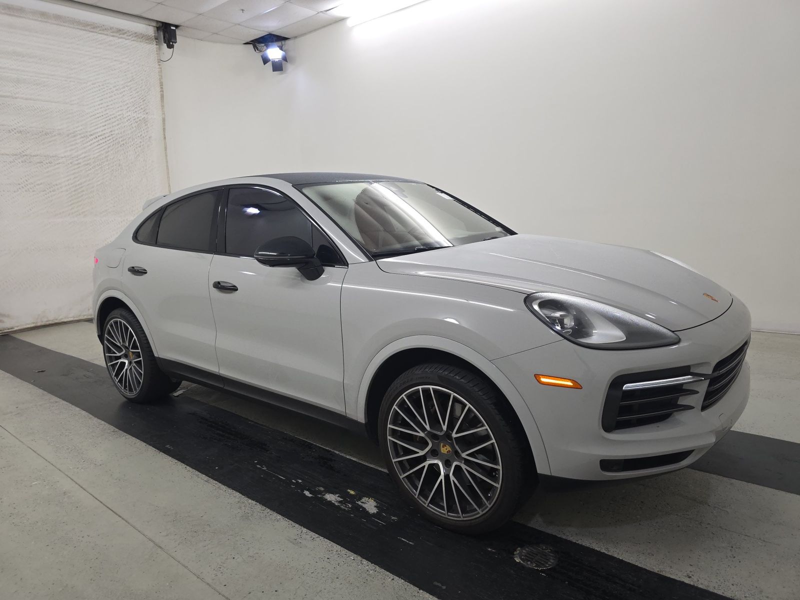 PORSCHE CAYENNE - 4