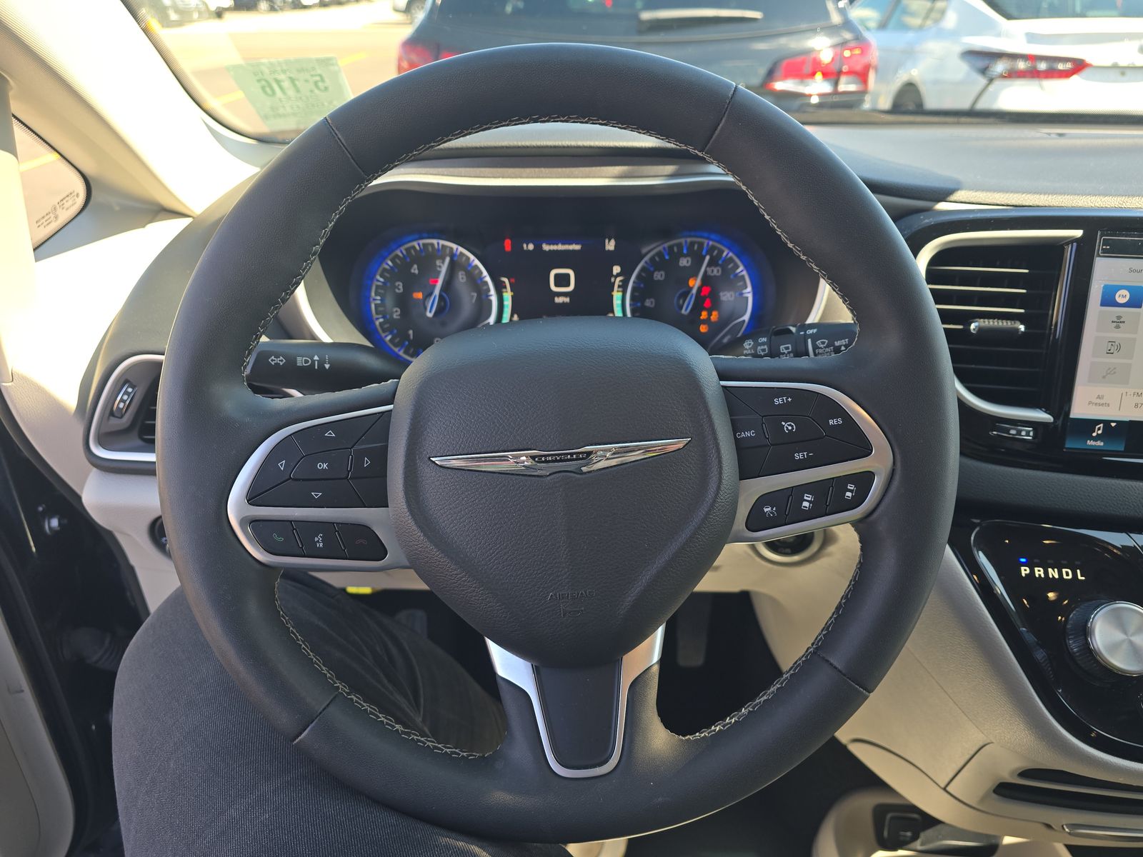 2023 Chrysler Pacifica Touring L FWD