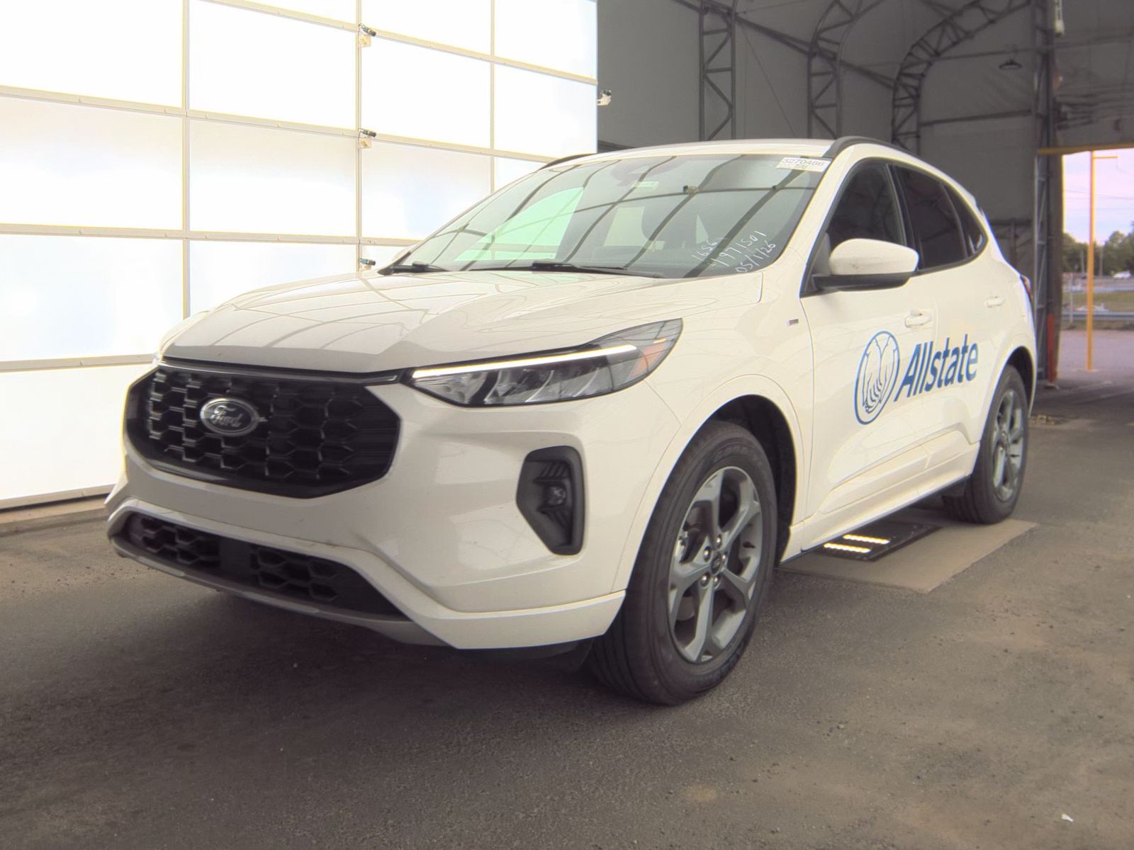 FORD ESCAPE - 1