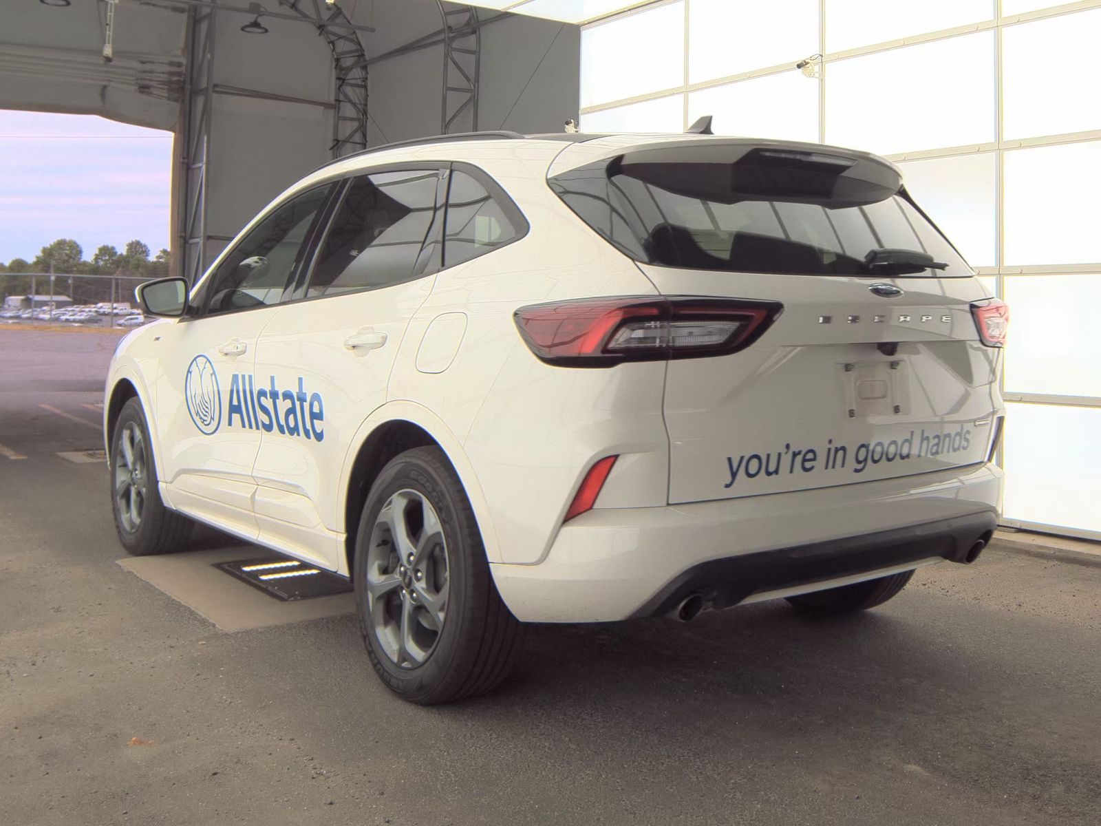 FORD ESCAPE - 9