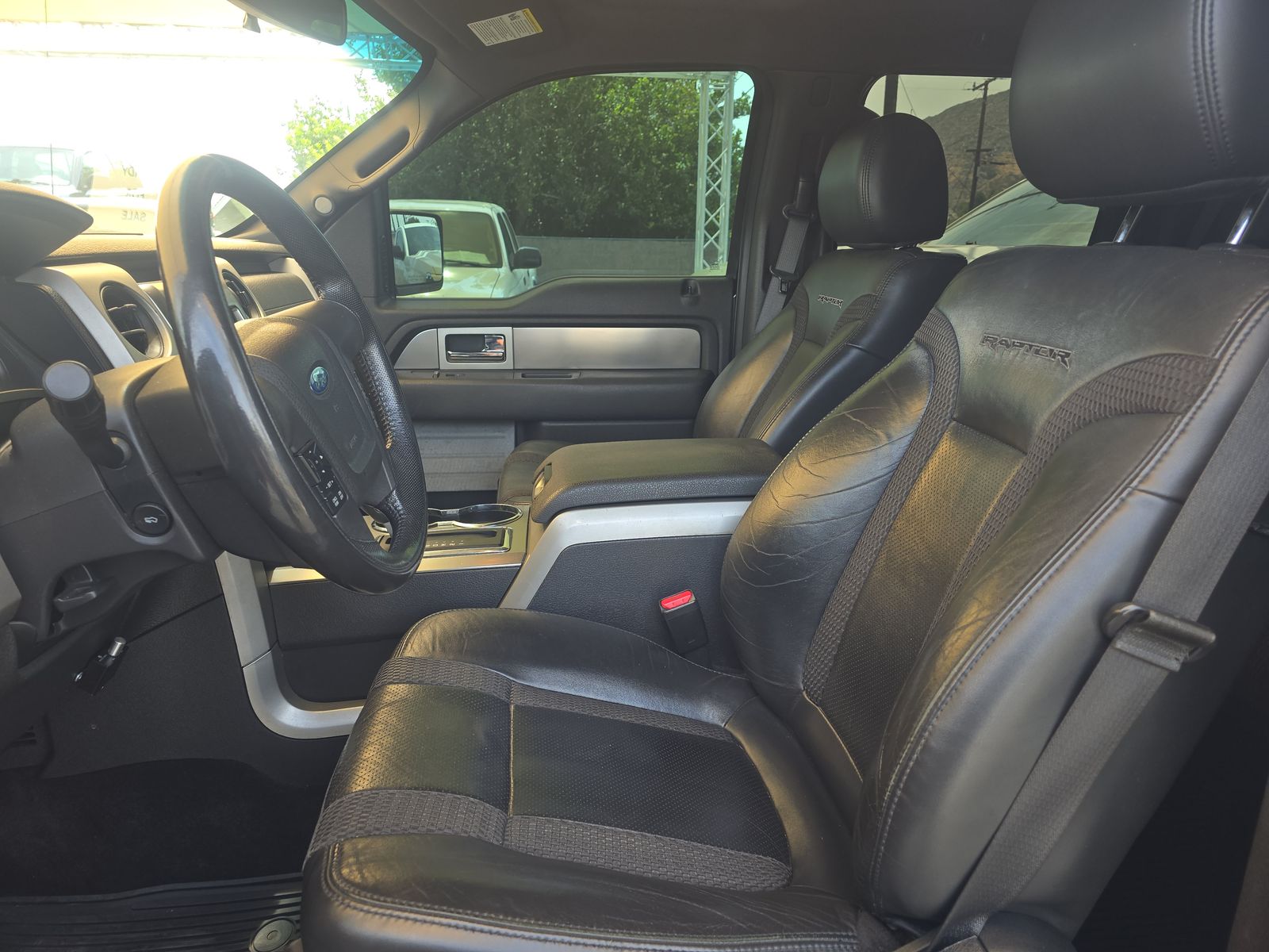 FORD F-150 - 8