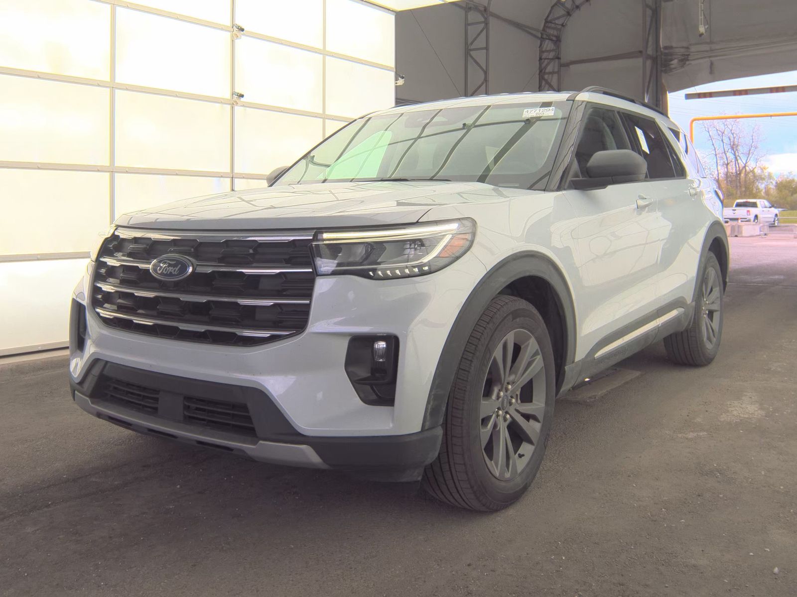 FORD EXPLORER - 1