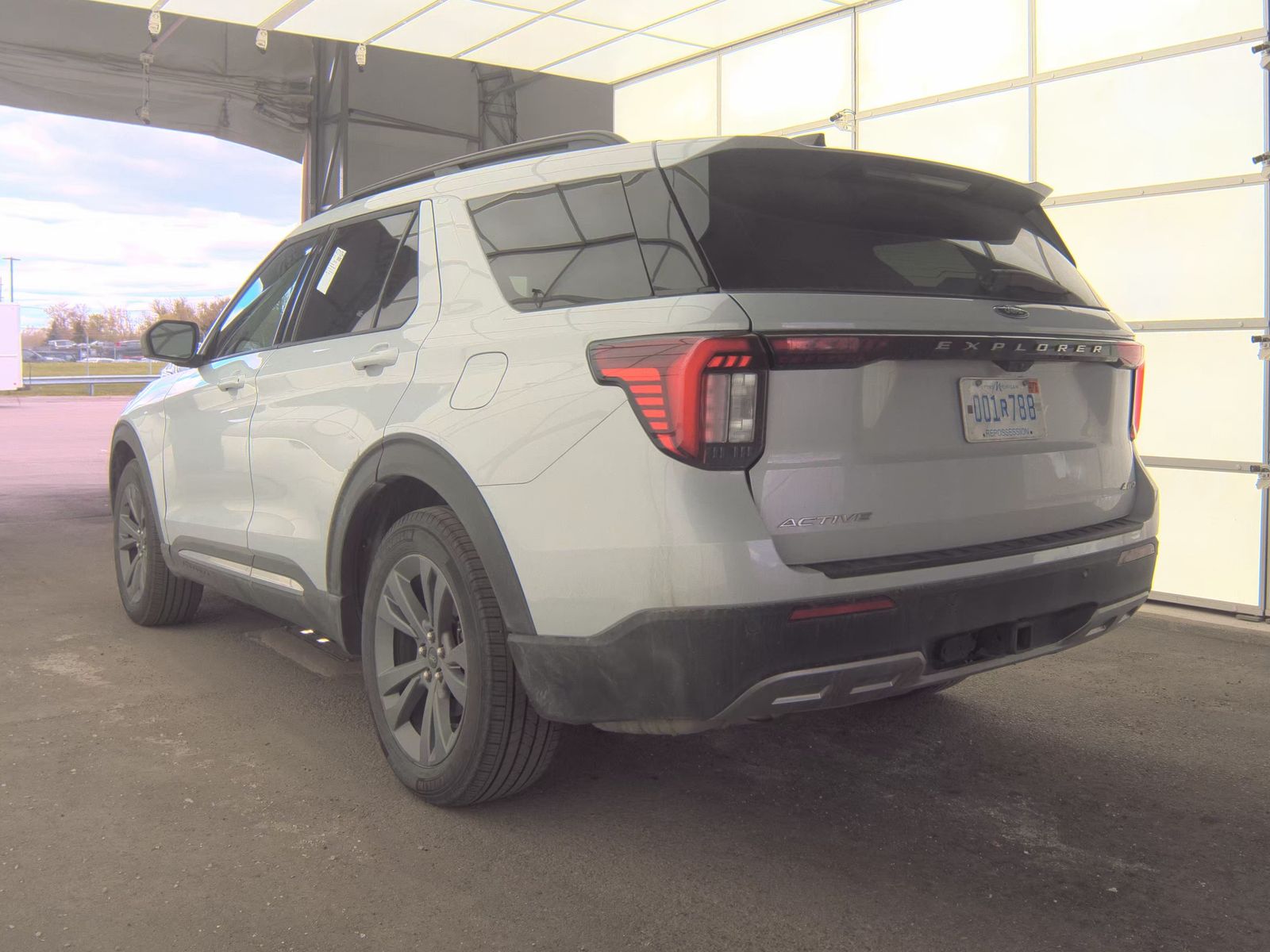 FORD EXPLORER - 9